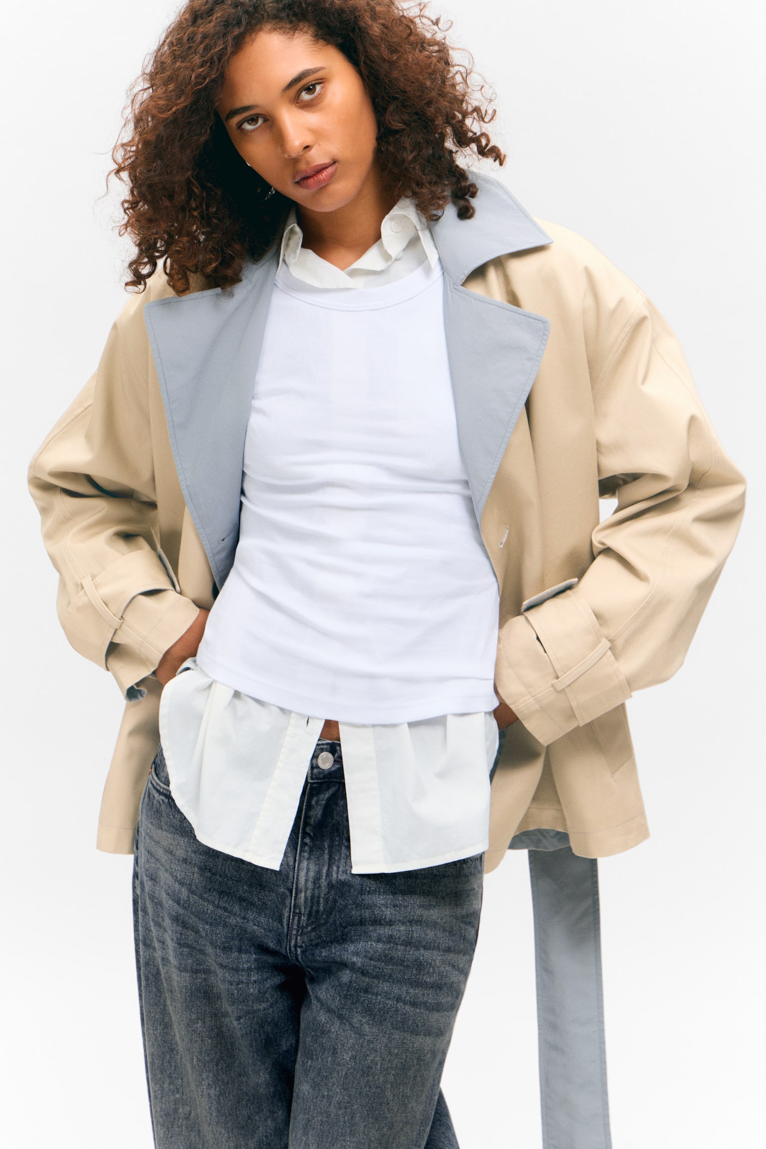 Къс двуреден реверсивен тренчкот - Бежово и светлосиво/Бежово и каки зелено - 8