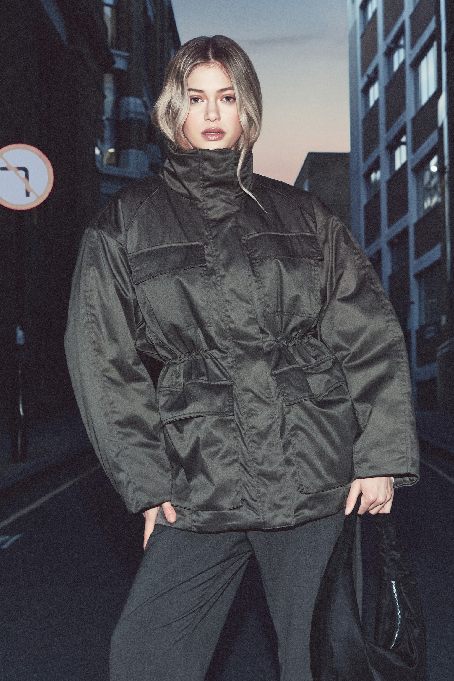 Oversized Utility-Jacke mit Wattierung - Dunkelgrau - 6