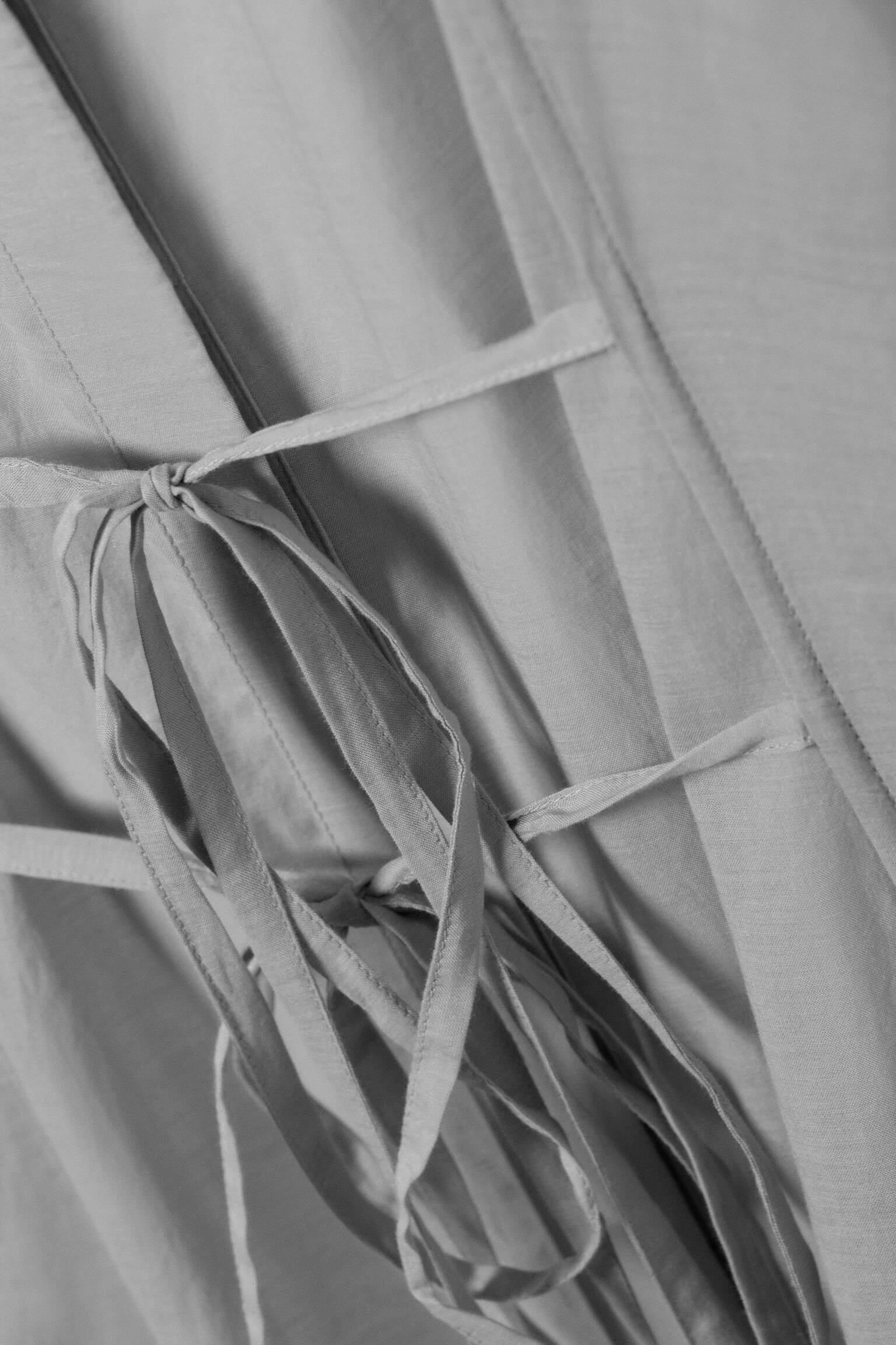 Shirt met open rug en lange mouwen - Zachtgrijs/Zwart - 7