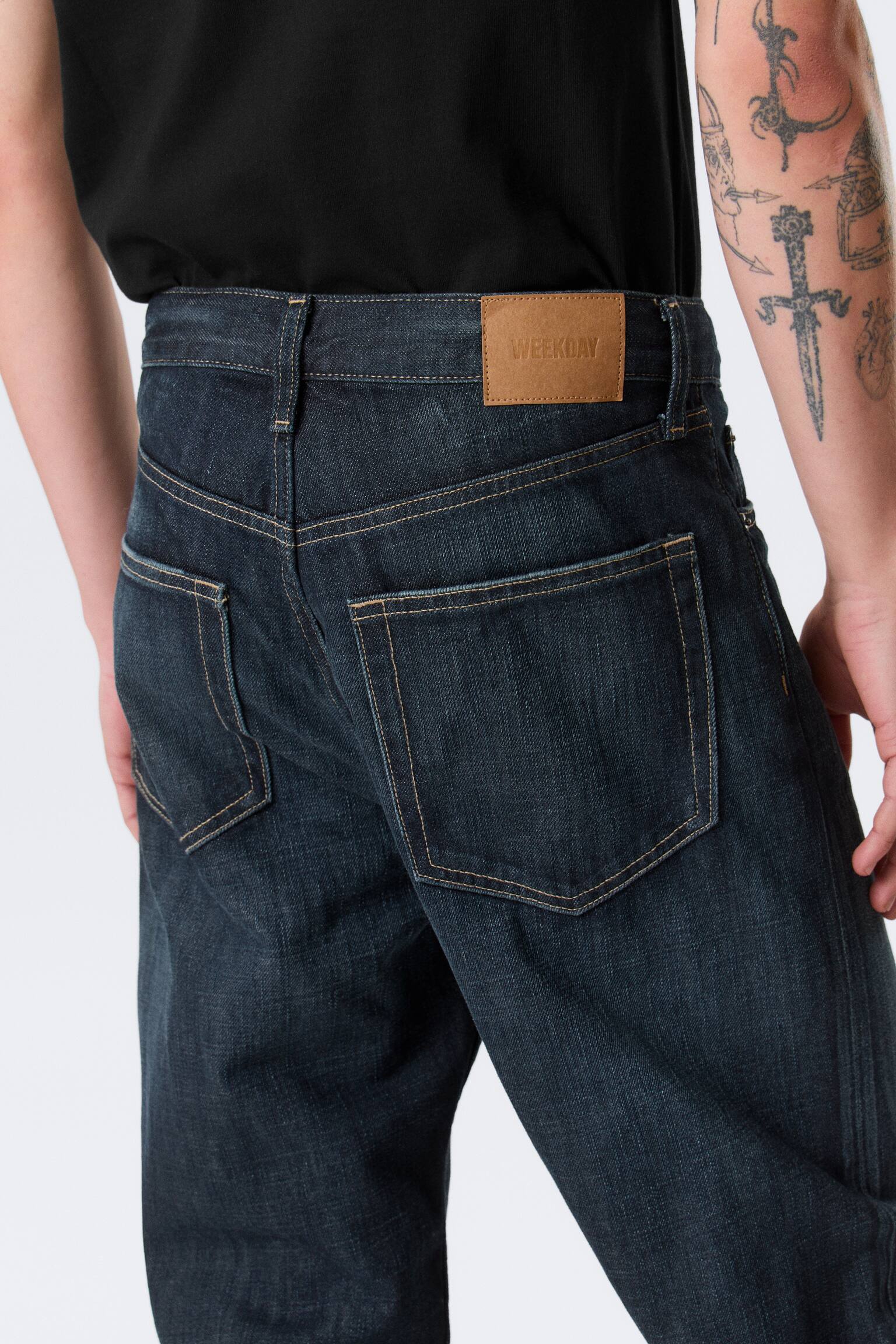 Jeans Ray cu Talie Medie și Picior Conic Relaxat - Bleumarin adânc - Albastru închis/Albastru Radio - Albastru Mediu/Seventeen Blue - Albastru Mediu/Tuned Negru - Negru - 5