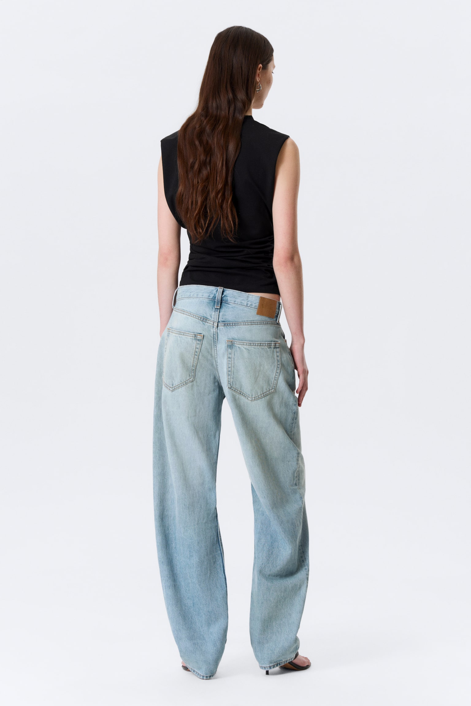 Nebula Mid-Rise Loose Barrel Leg Unisex Jeans - Kimberley Blue – lyseblå/Chelsea Black - Sort/Blue Rinse – mørkeblå - 5