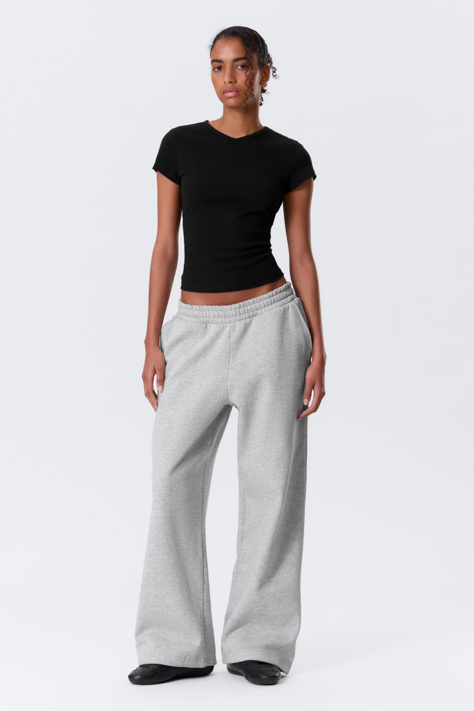 Lange, schwere Sweatpants in lockerer Passform - Graumeliert/Dunkelbraun/Schwarz/Dunkelgrau verwaschen/Dunkelblau/Grau - 4