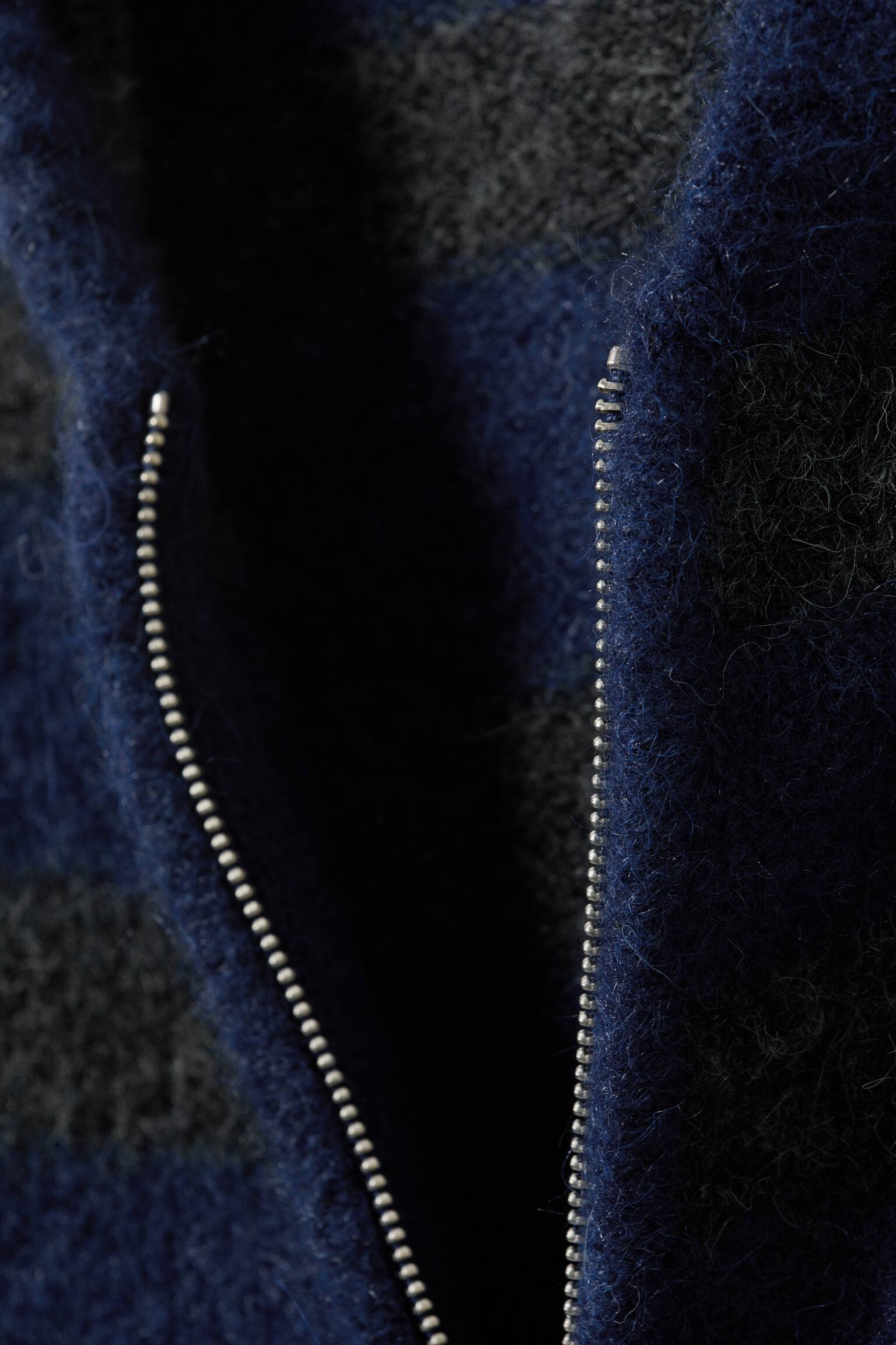 Sweat à capuche zippé en maille de laine mélangée - Rayures bleues et grises - 8
