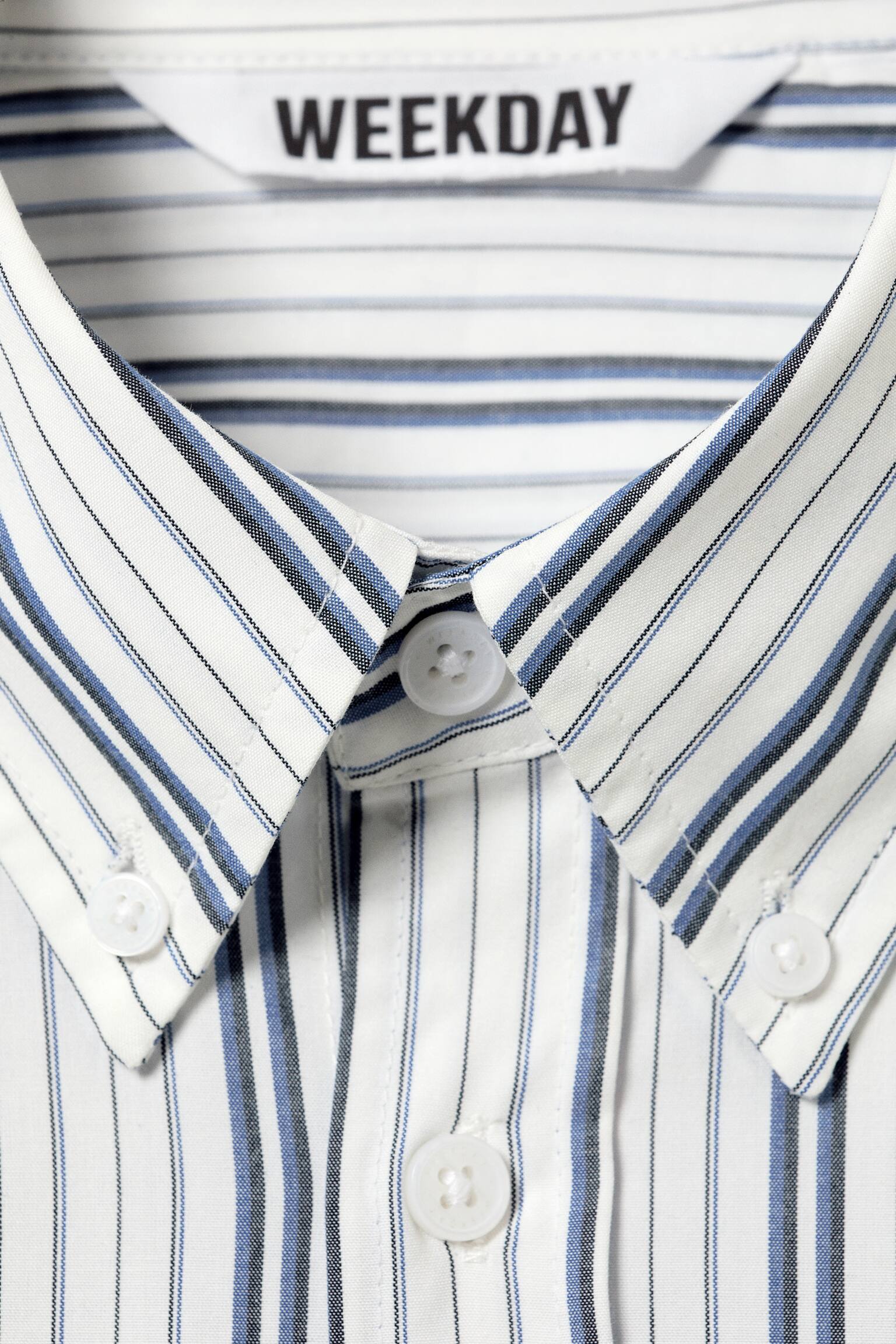 Lockeres Poplin-Hemd mit Knopfleiste - Weiß - Blaue Streifen/Schwarz kariert - 4