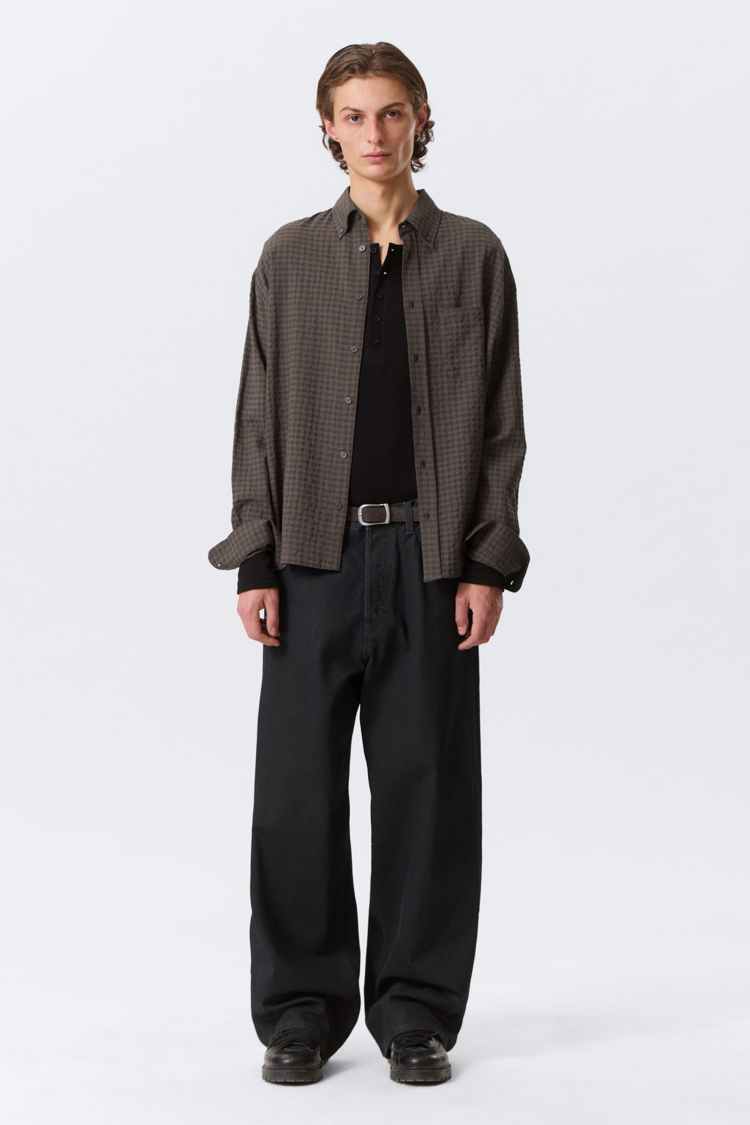 Ledig strukturerad button-down skjorta - Rutig mörkbrun/Rutig grå - 6