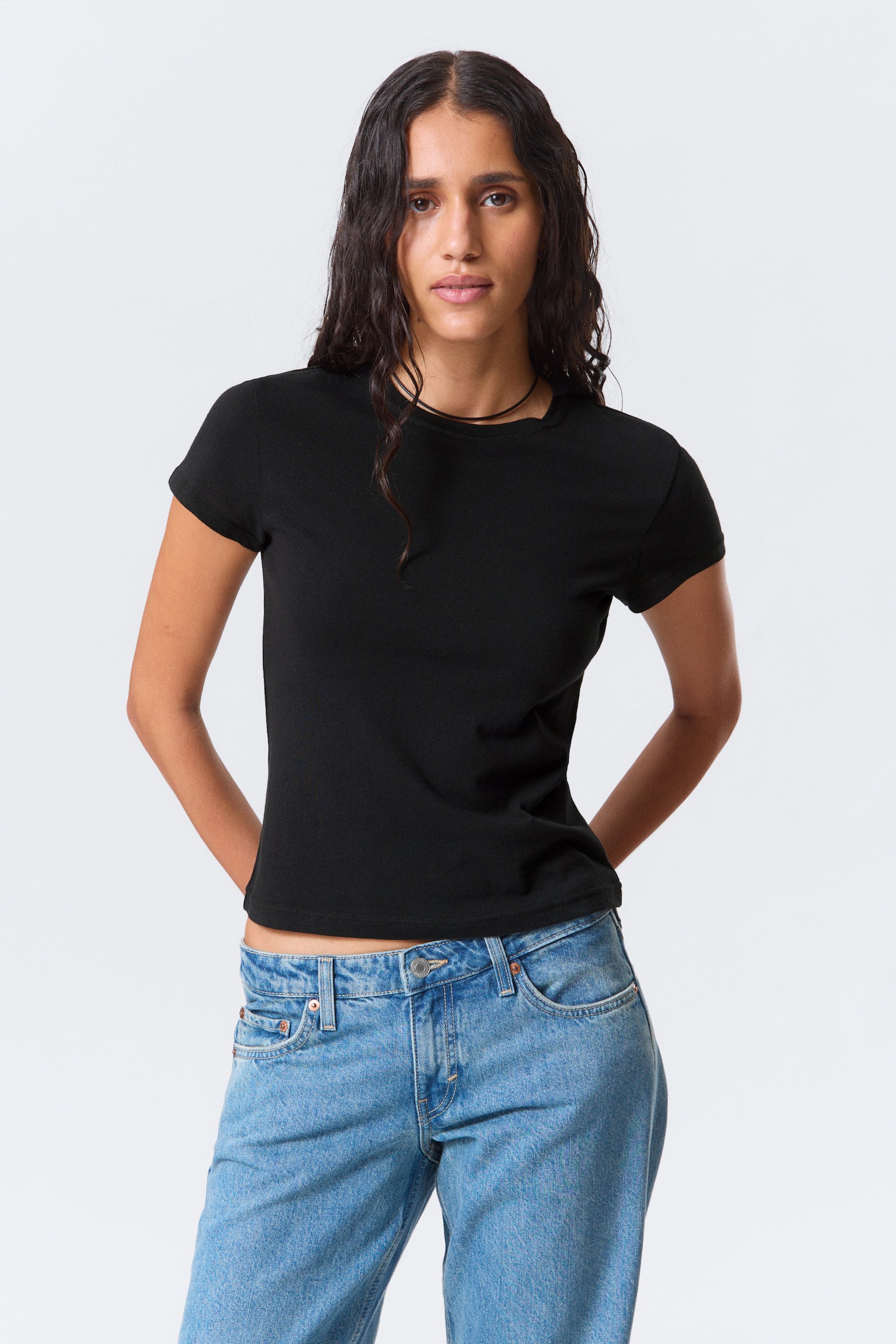 Schmales kurzärmeliges T-Shirt aus Baumwolle - Schwarz/Weiß - 1