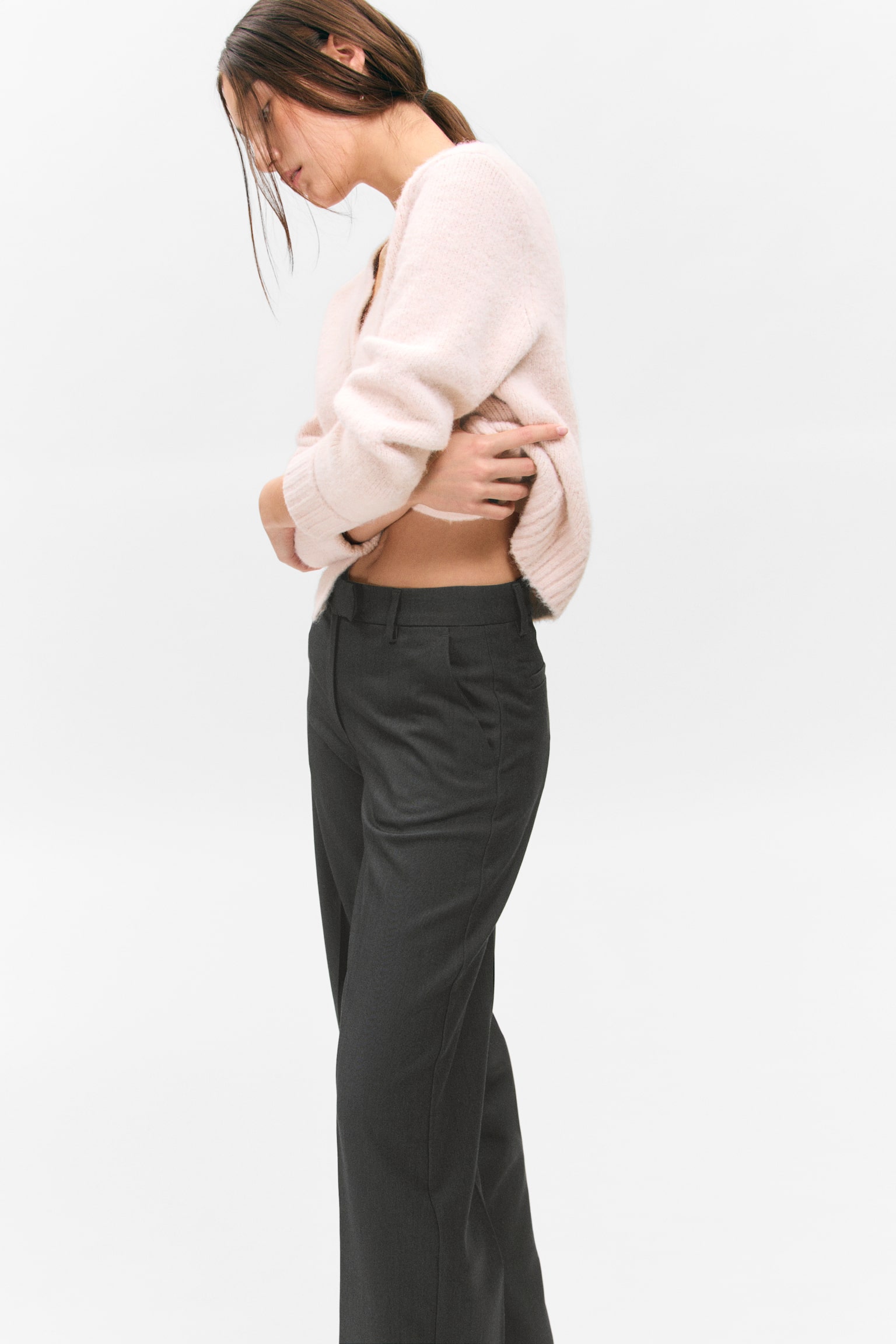 Anzughose mit niedriger Bundhöhe - Dunkelgrau meliert/Graubraun mit Nadelstreifen/Schwarz/Grau meliert mit Nadelstreifen/Schwarz/Dunkelgrau - Glitzerstreifen/Brauner Nadelstreifen - 3