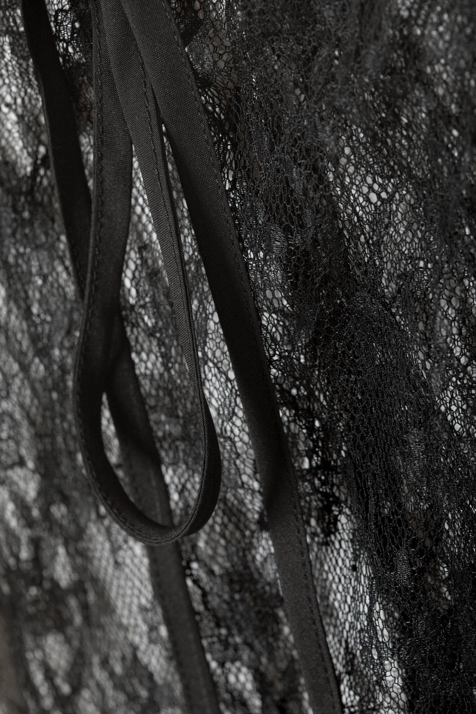 Midi-Wickelrock aus Spitze - Schwarz - 5