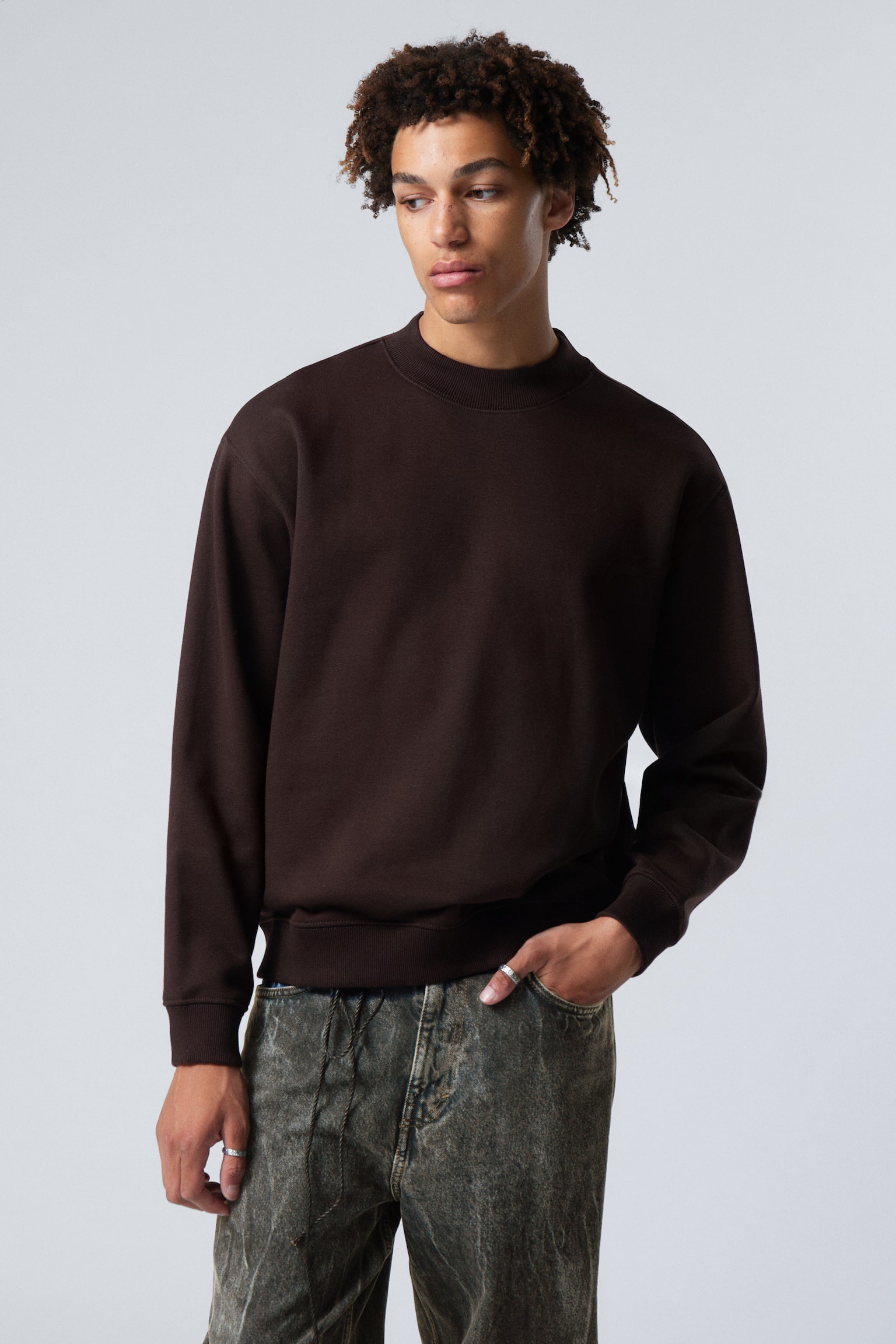 Relaxed Heavyweight Sweatshirt - Dark Purple/Dark Khaki Green/Black/Washed Dusty Grey/Off-black/Off Black - 1