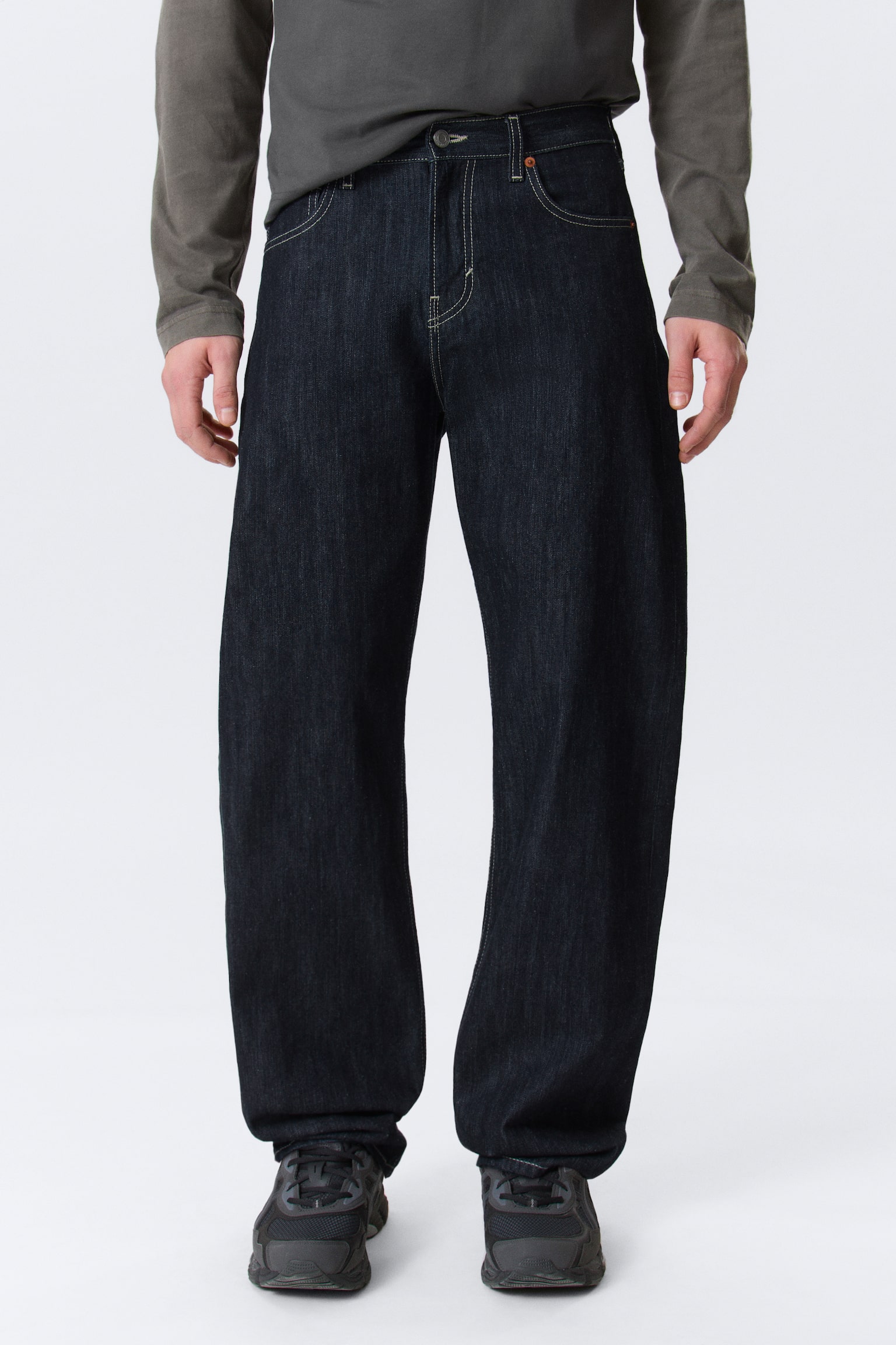 Nebula Mid Waist Loose Barrel Leg Unisex Jeans - Blue Rinse - Dunkelblau/Chelsea Black - Schwarz - 4