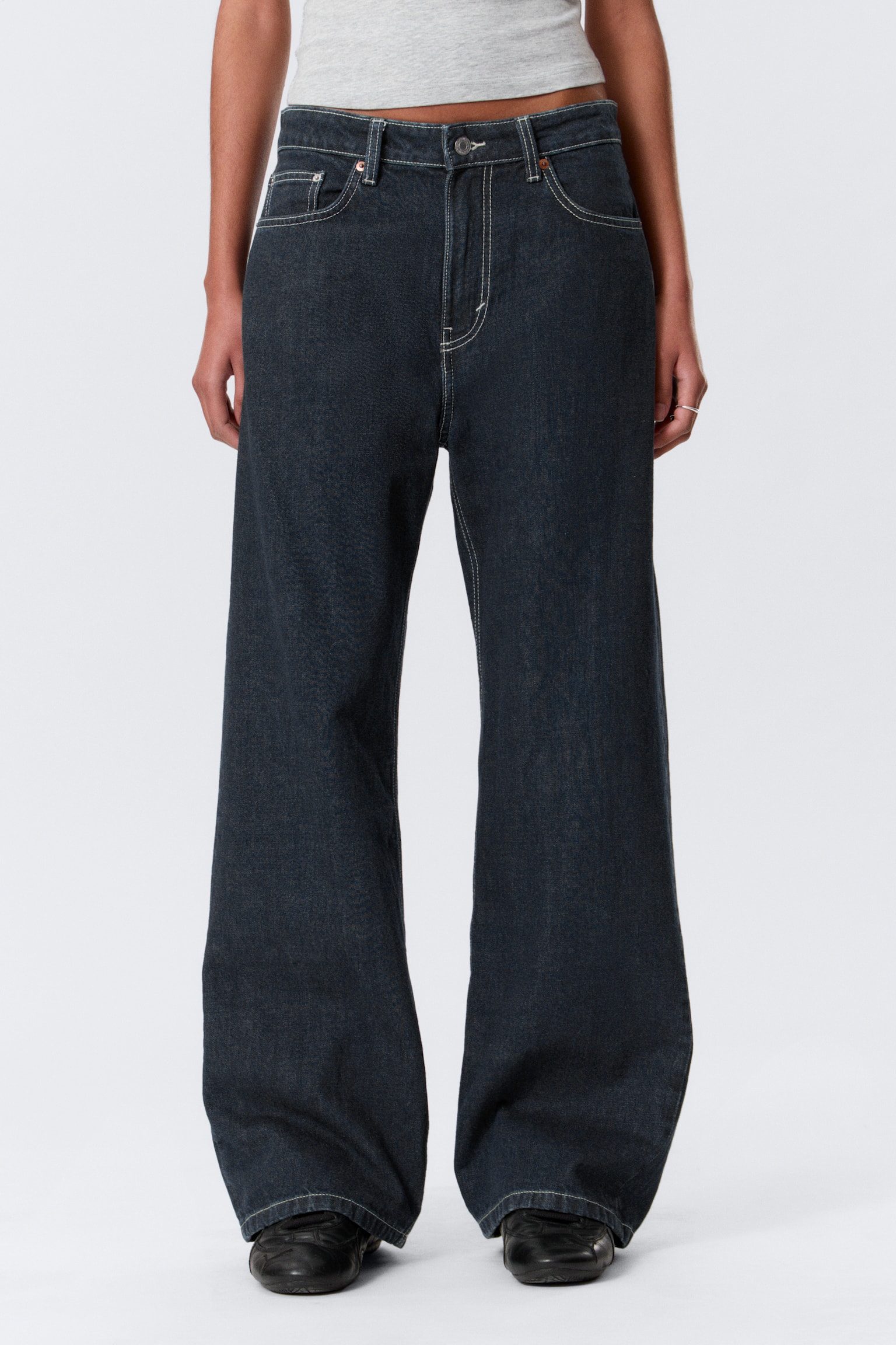 Missy Low Rise Loose Straight Leg Jeans - Blue Rinse – Donkerblauw/Tuned Black – Zwart/Dusky Black - Black/Pandora Blue - Dark Blue/Notus Blue - Light Blue/Blue Hymn - Medium Blue/Mountain Blue - Medium Blue - 7