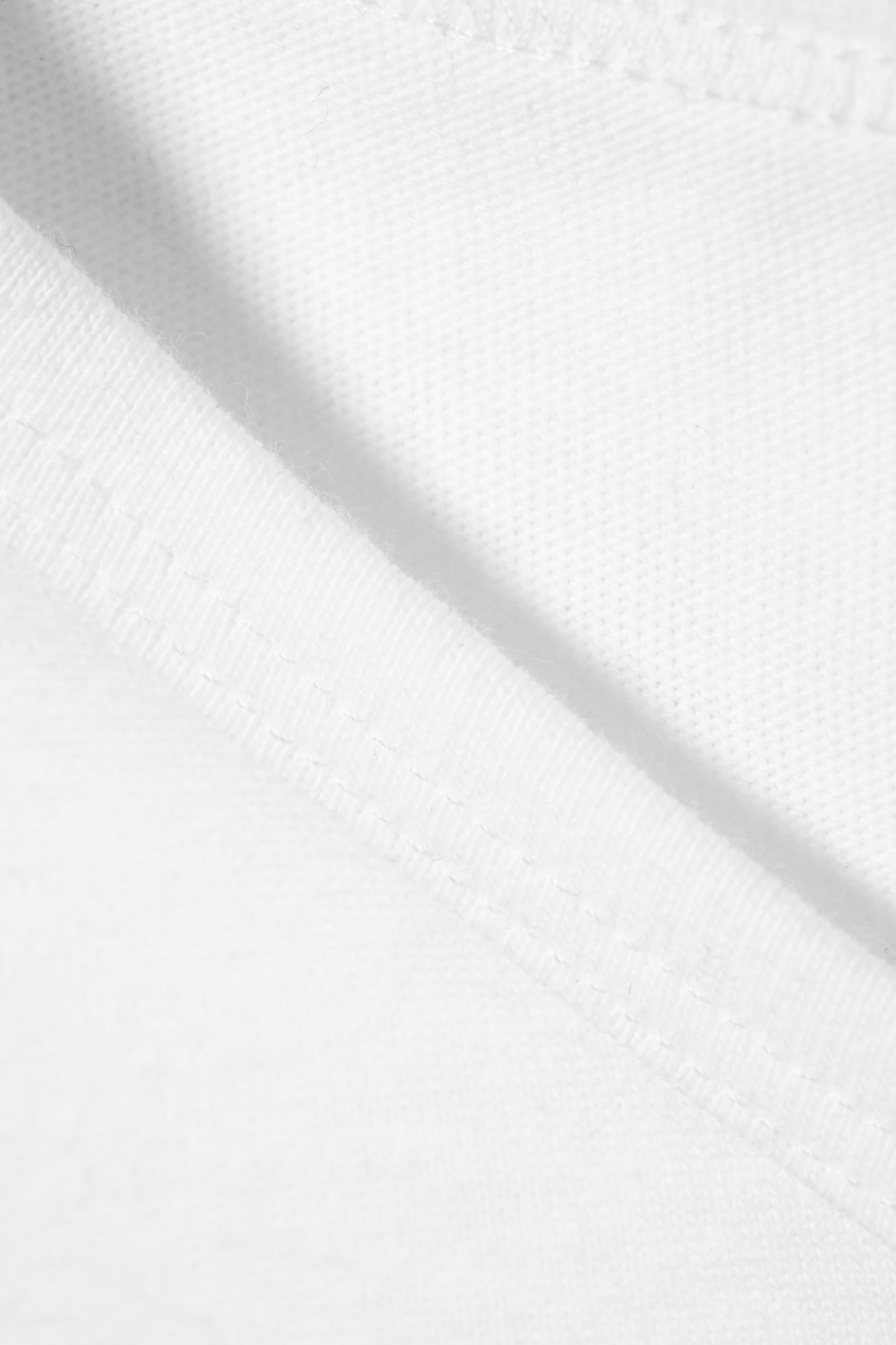 T-shirt slim V-neck a maniche corte - Bianco/Nero - 5