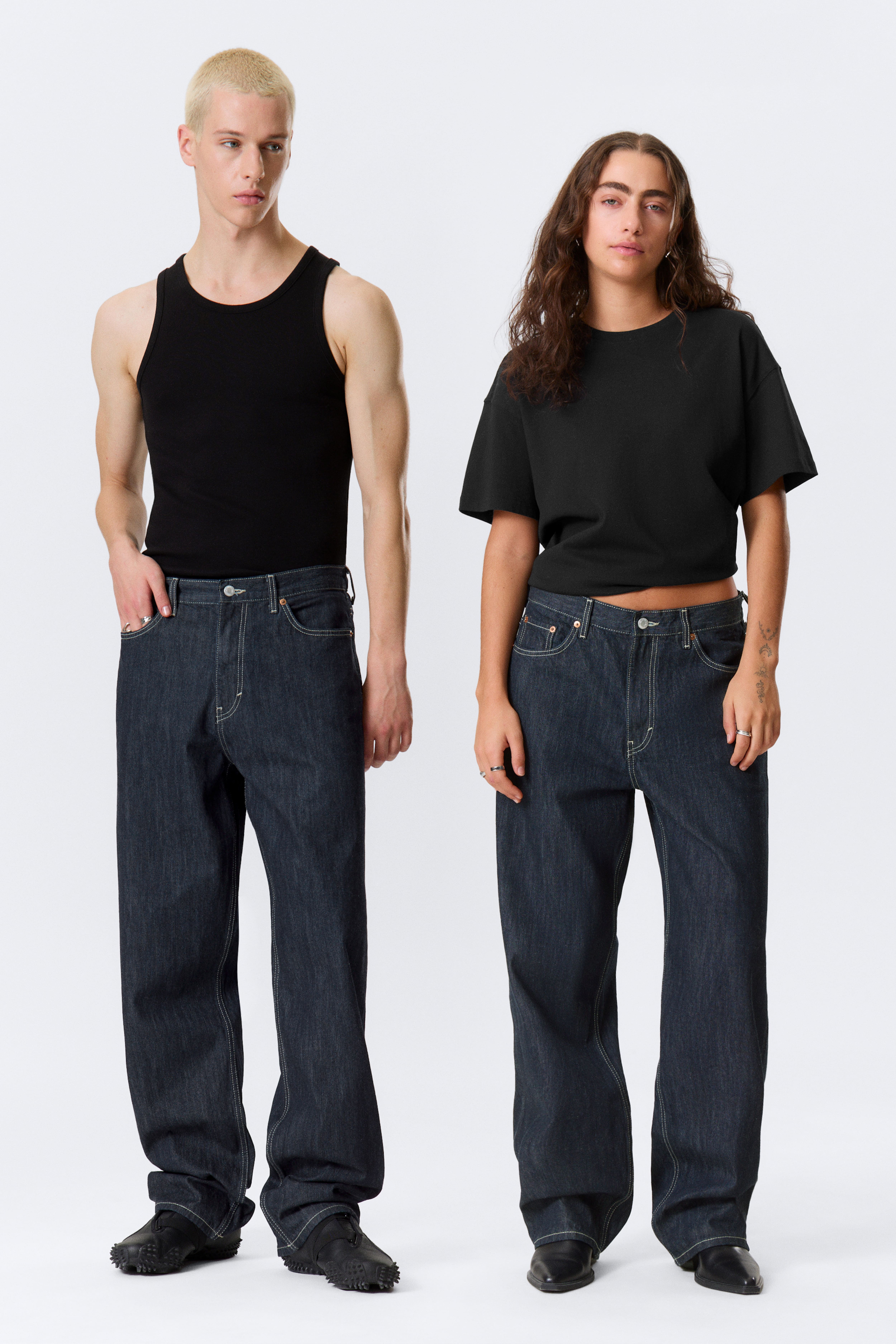 Jeans unisex Galaxy Mid Rise Loose Straight Leg - Lavaggio blu – Blu scuro/Gloria Blue - Blu medio/Port Blue – Azzurro/Tuned Black – Nero/Redondo Black - Nero/2000 Blue – Blu medio/Deep Sea Blue - Blu scuro/Second Blue - Blu/90s Blue – Blu medio/Canyon Grey – Grigio medio/Blue Fade – Blu medio