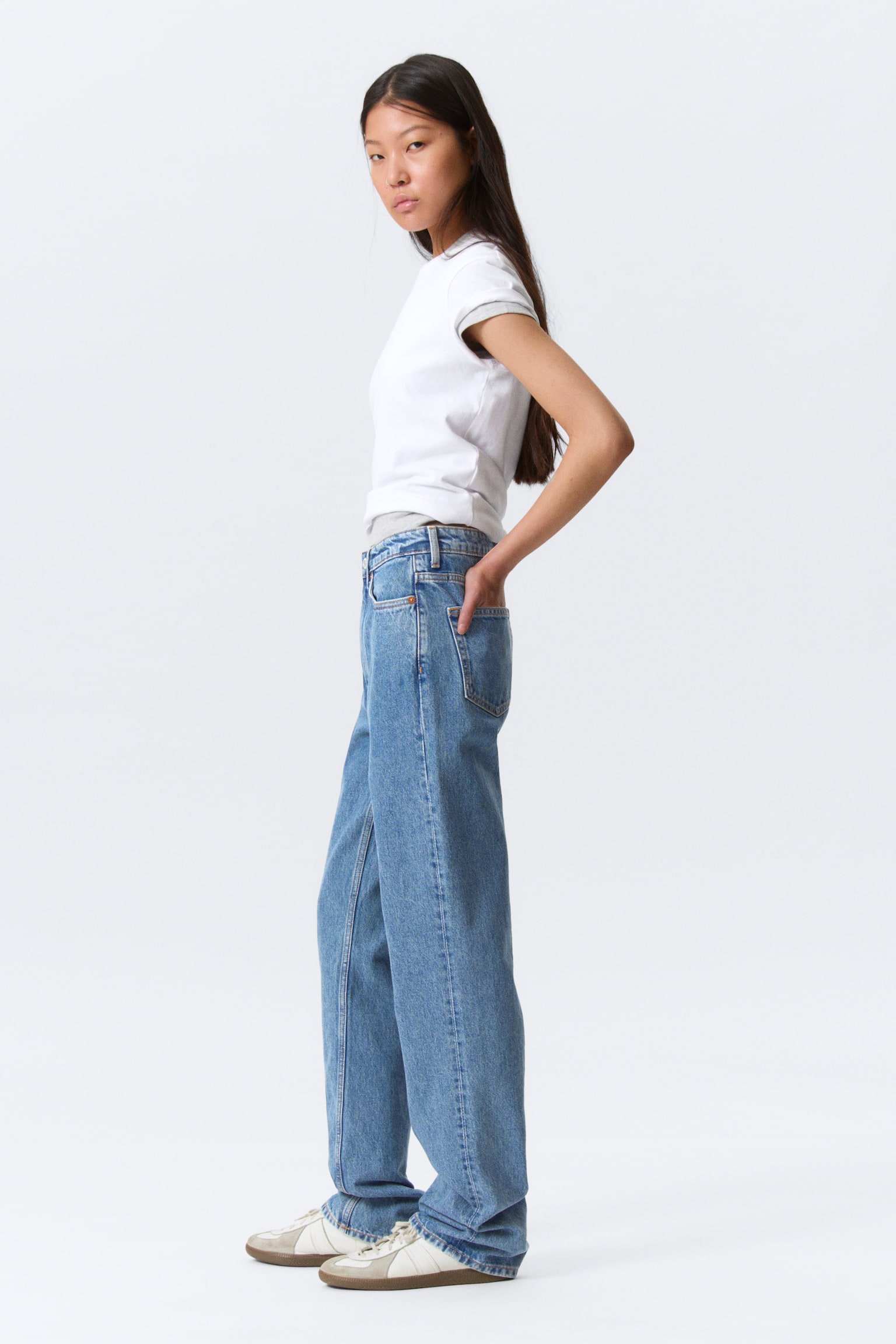 Rowe Super High Waisted Regular Straight Leg Jeans - 90s Blue - Medium Blue/Angel Blue - Dark Blue/Port Blue - Light Blue/Echo Black - Black - 5