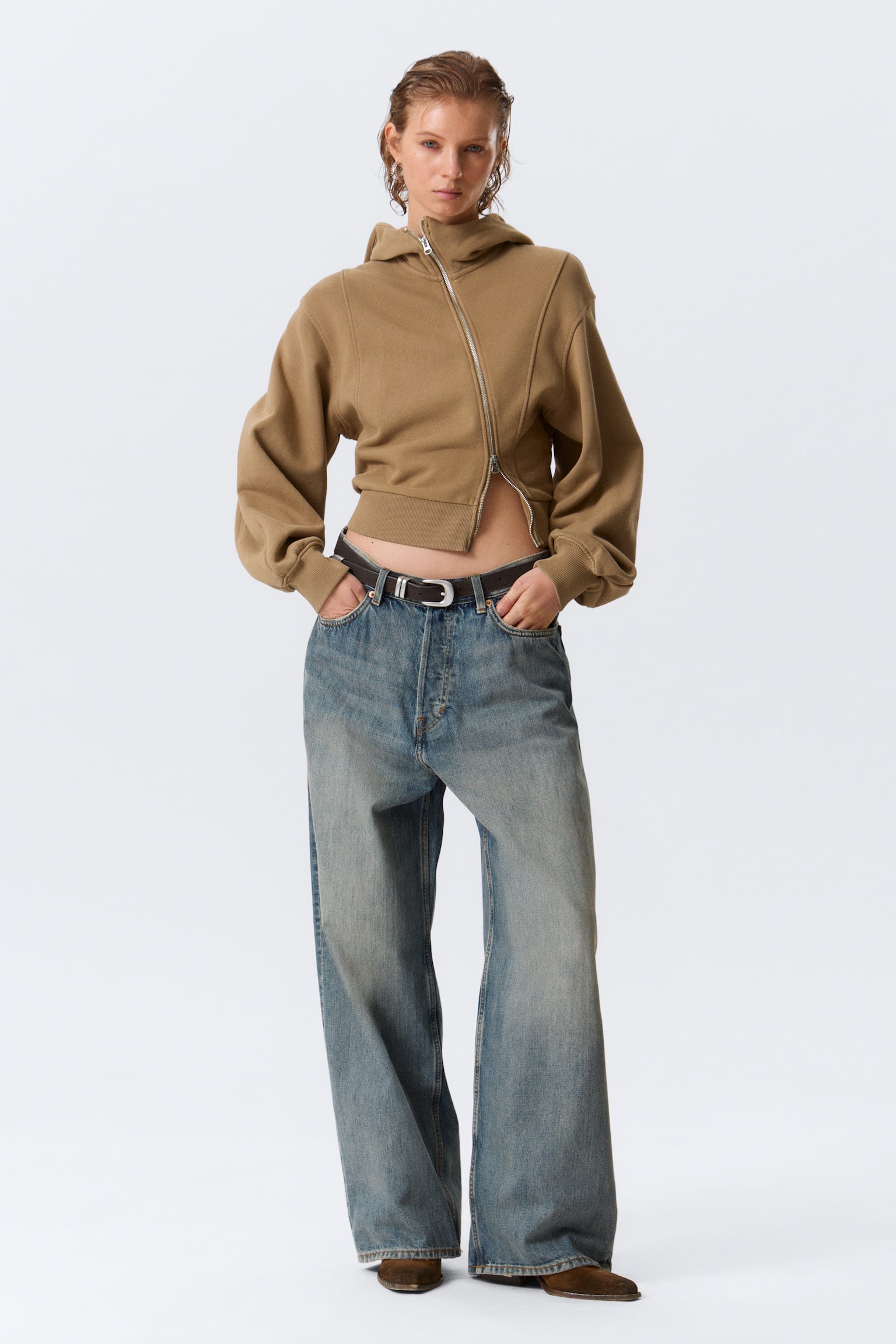 Zkrácená asymetrická mikina na zip - Washed Dark Beige/Černá - 1