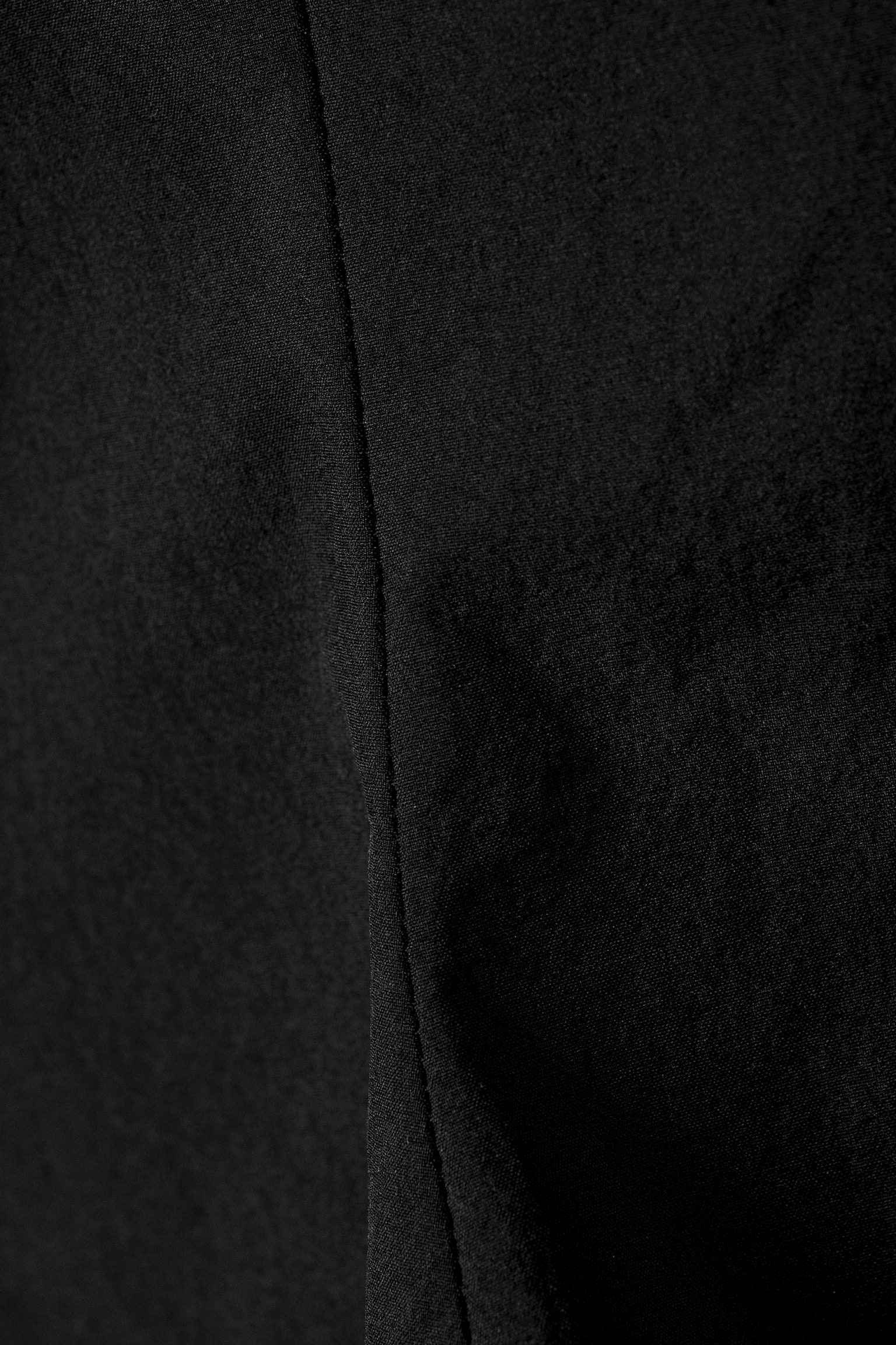 Eng anliegendes Peplum-Top aus Nylon - Schwarz/Beige - 6