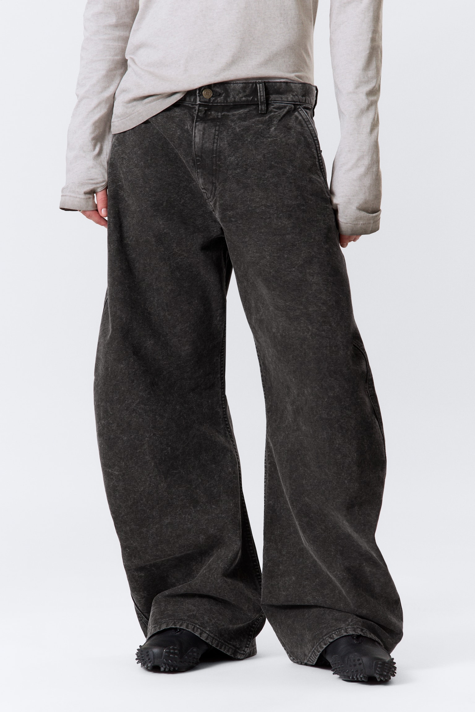 Weit geschnittene Workwear-Hose mit Barrel-Bein - Gewaschenes Schwarz - 3