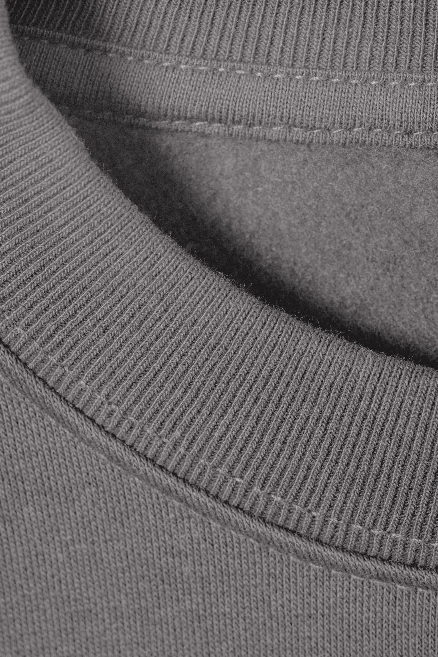 Klassisches Sweatshirt - Staubgrau/Schwarz/Marineblau/Grau meliert/Dunkelgrün - 5