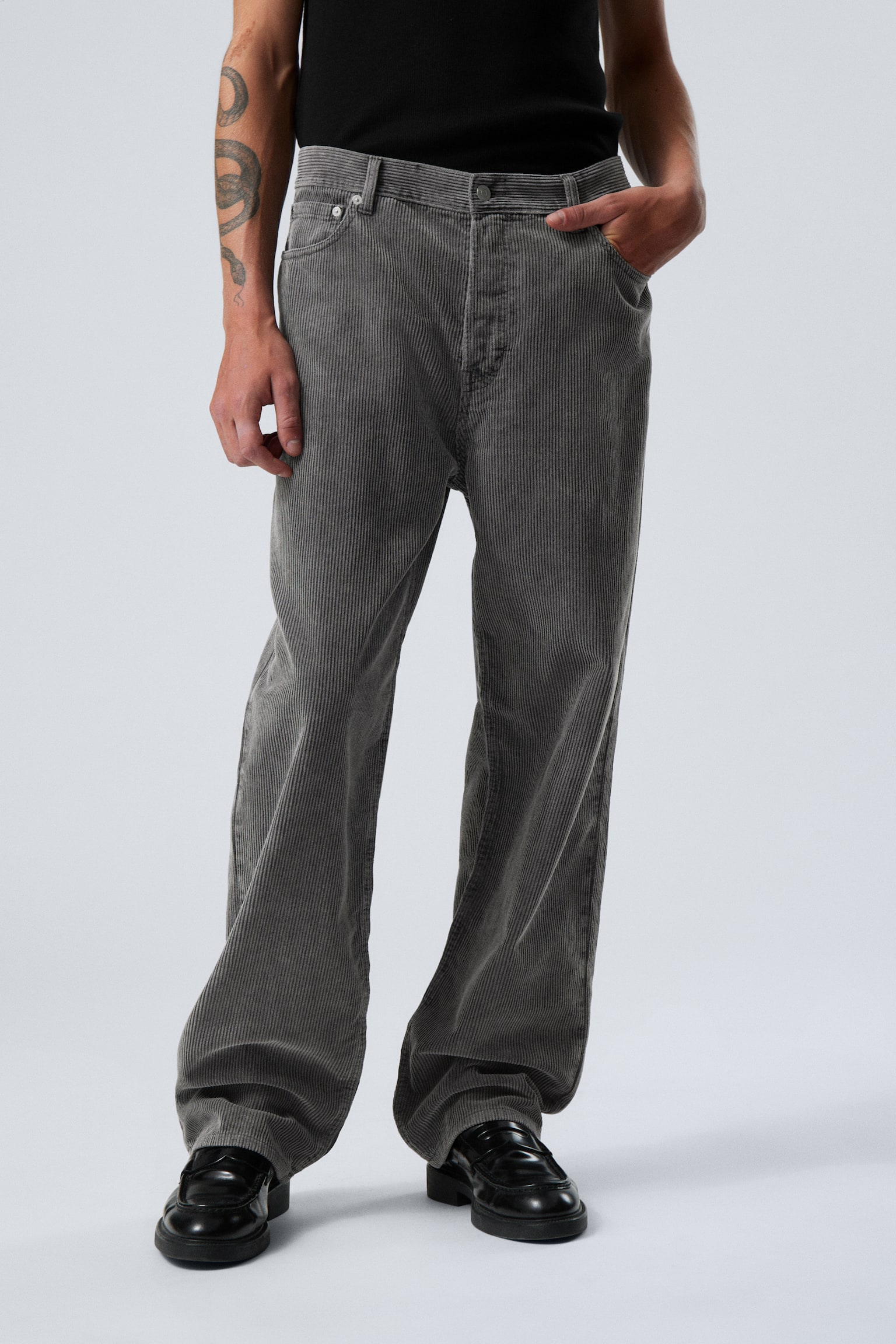 Galaxy Loose Straight Cord Trouser - Washed Black/Washed Dark Khaki Green - 7