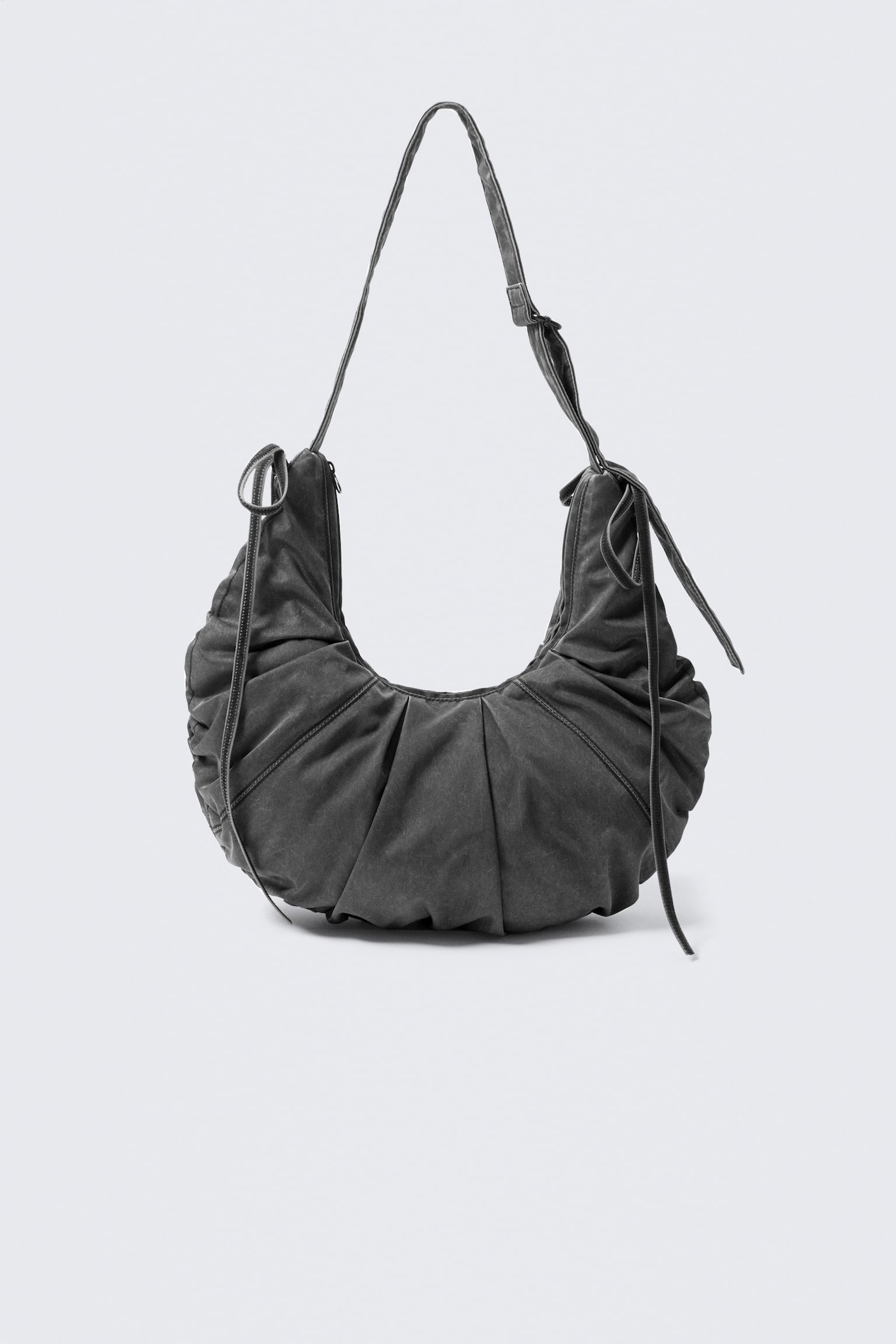 Ruched Crossbody Bag - Gewaschenes Schwarz