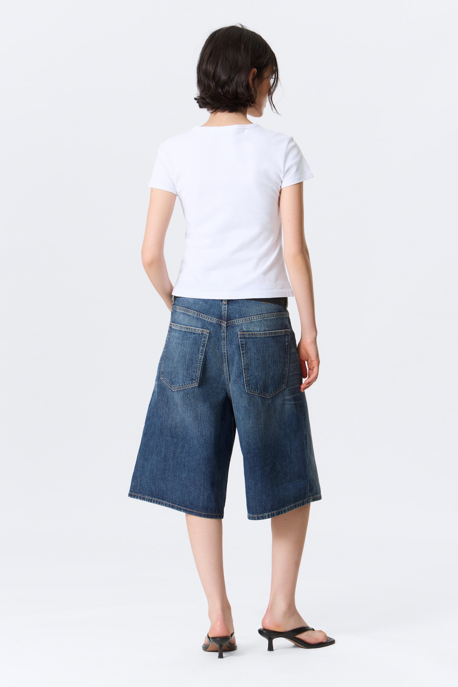 T-shirt slim V-neck a maniche corte - Bianco/Nero - 3