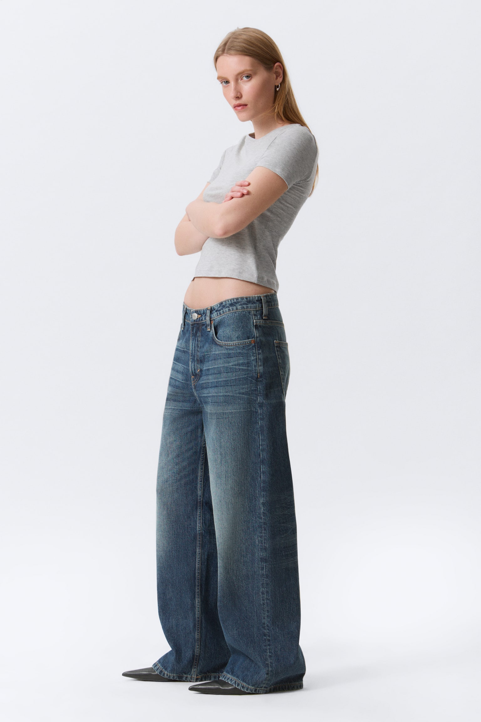 Missy Low Rise Loose Straight Leg Jeans - Blue Hymn - Mittelblau/Blue Rinse - Dunkelblau/Dusky Black - Schwarz/Tuned Black - Schwarz/Pandora Blau - Dunkelblau/Notus Blue - Hellblau/Mountain Blue - Mittelblau - 3