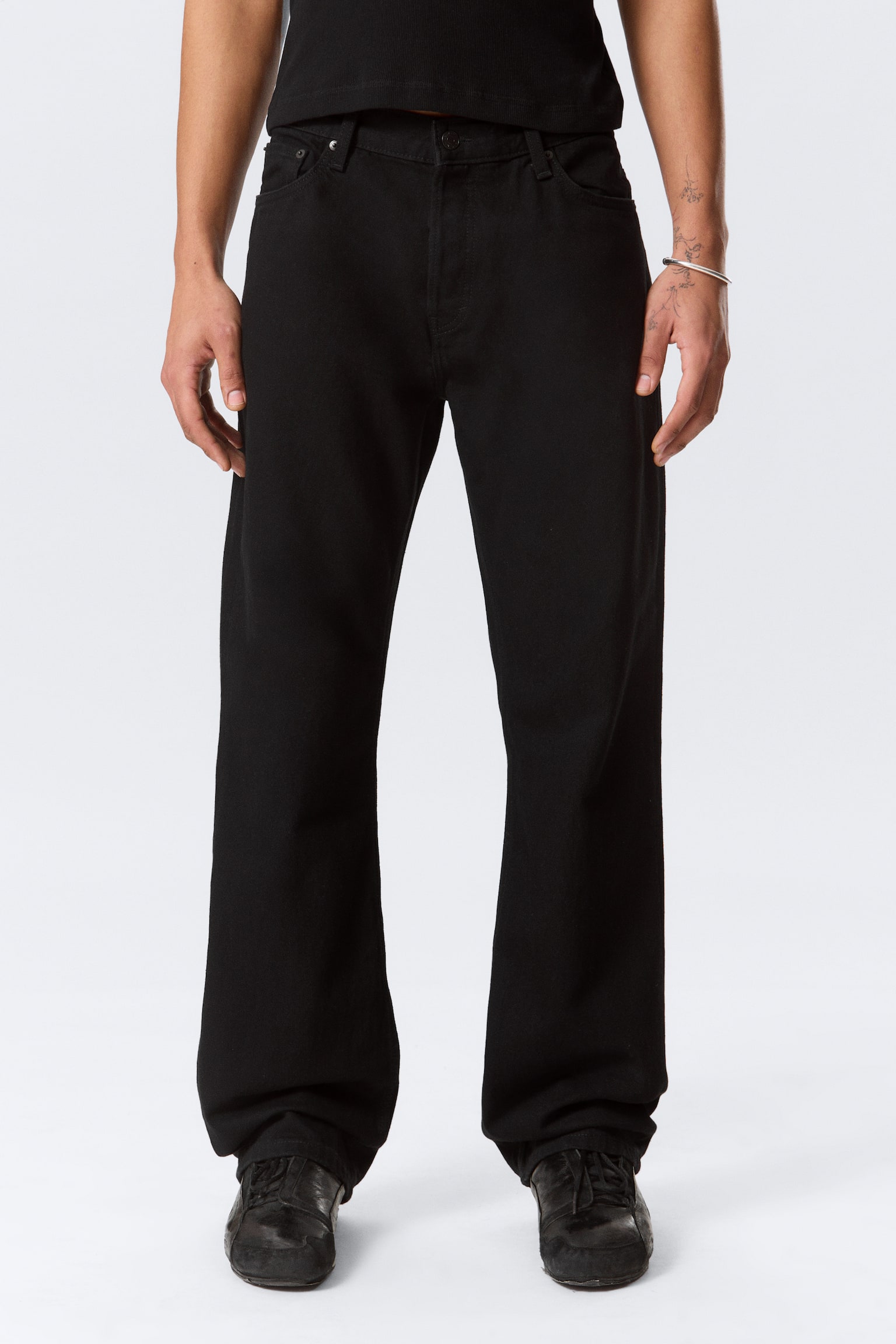 Meteor Low Waist Relaxed Straight Leg Jeans - Black Rinse - Svart/Kimberley Blue - Mellanblå/Board Blue - Mellanblå/Dusky Black - Svart - 7