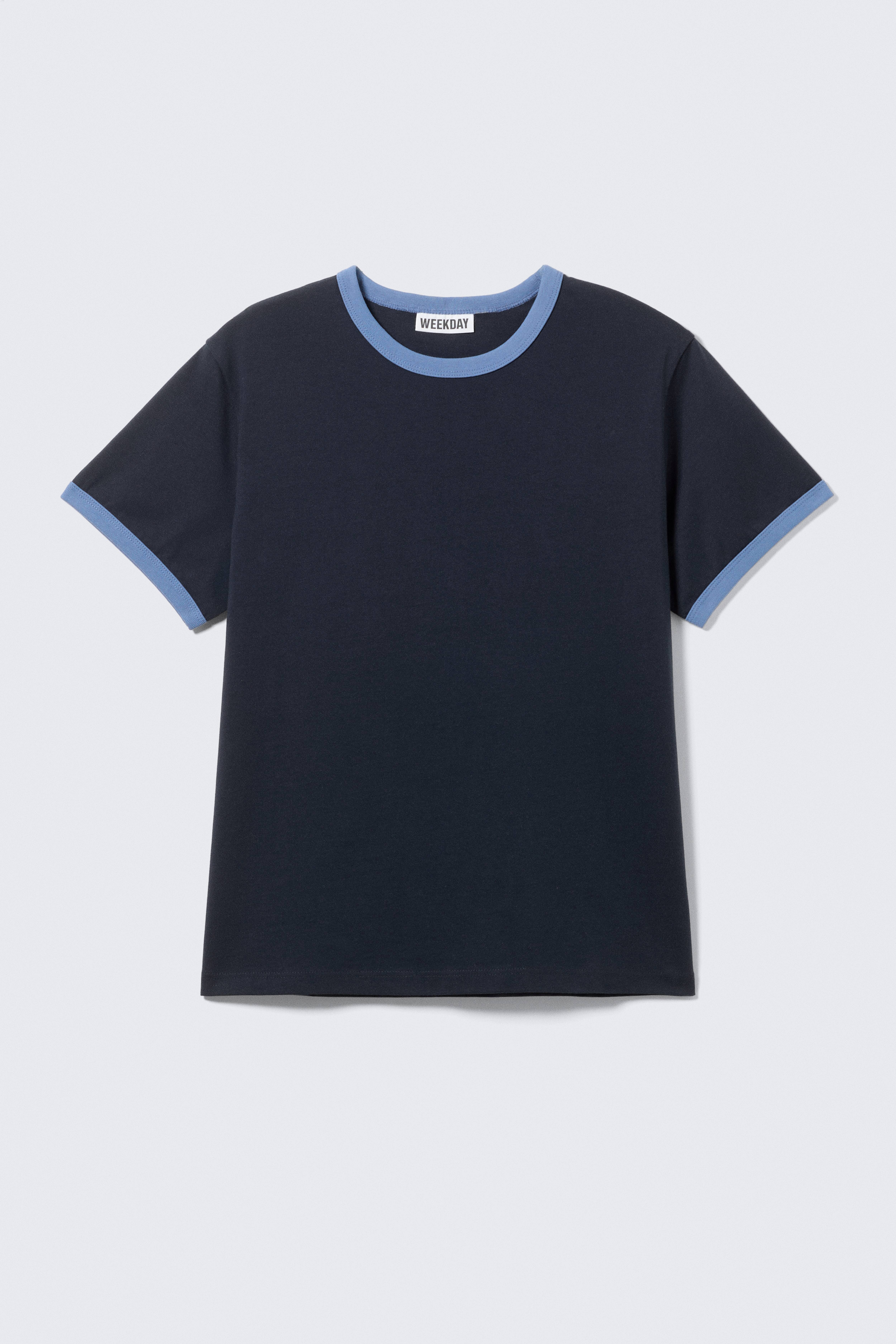 Kurzärmliges Baumwoll-T-Shirt mit Kontrastbesatz - Dunkelblau - Hellblauer Rand/Weiß - Schwarze Einfassung