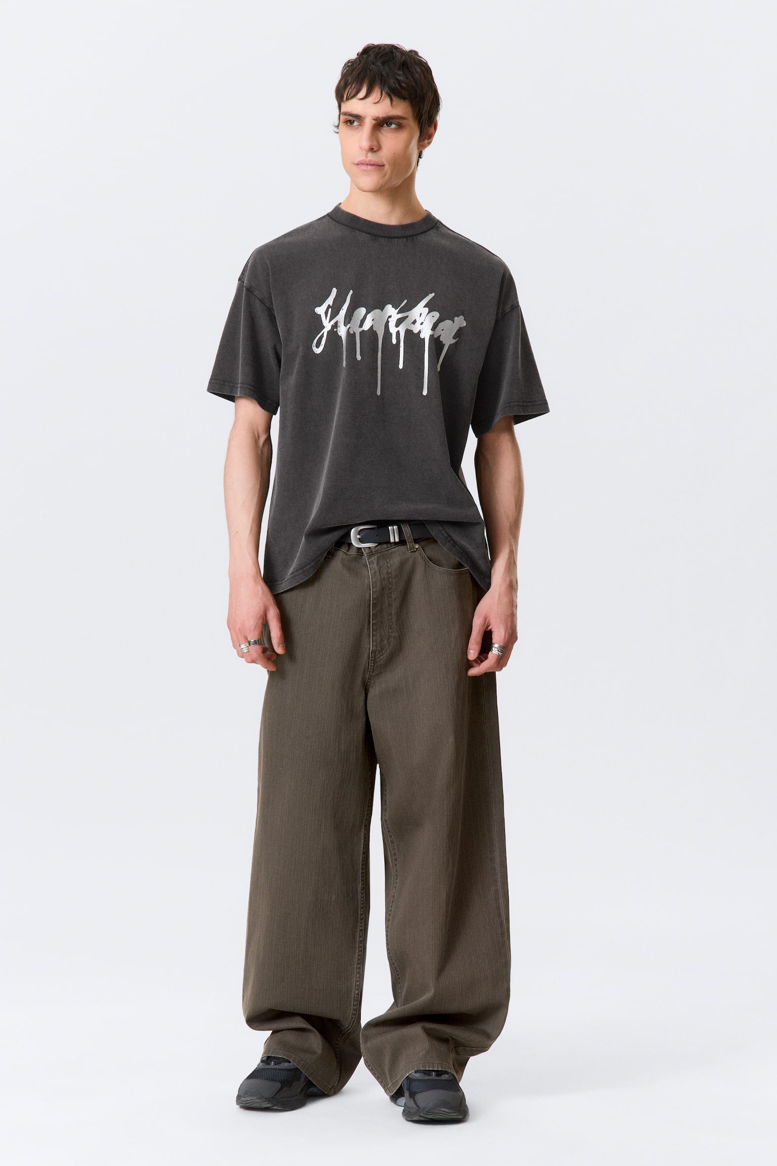 Bedrucktes kastiges T-Shirt - Schwarz - "Heartbeat"/White - Total Chaos/Weiß - Silbernes Robo-Gesicht/Weiß - "Dreams"/Schwarz - Heart of Energy/Helles Blau - Four Man Gang - 1