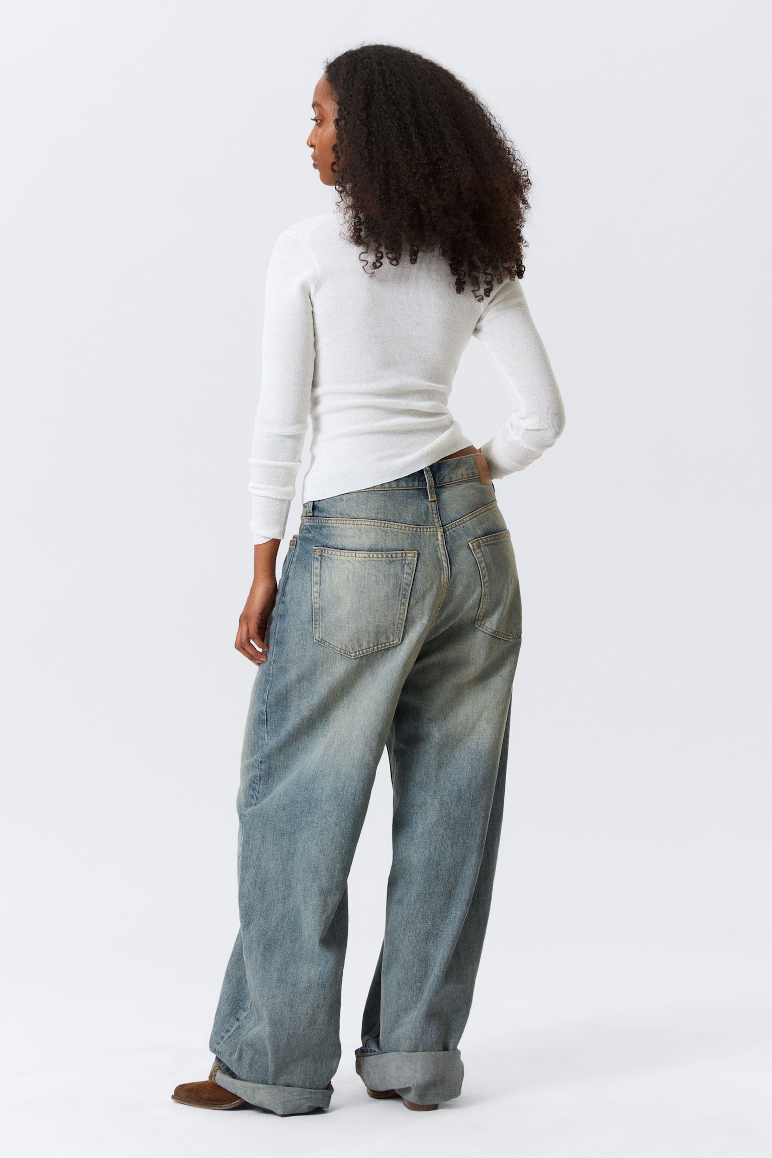 Nauwsluitend vest met ruches en knopen aan de voorkant - Gebroken wit/Donkergrijs - 3