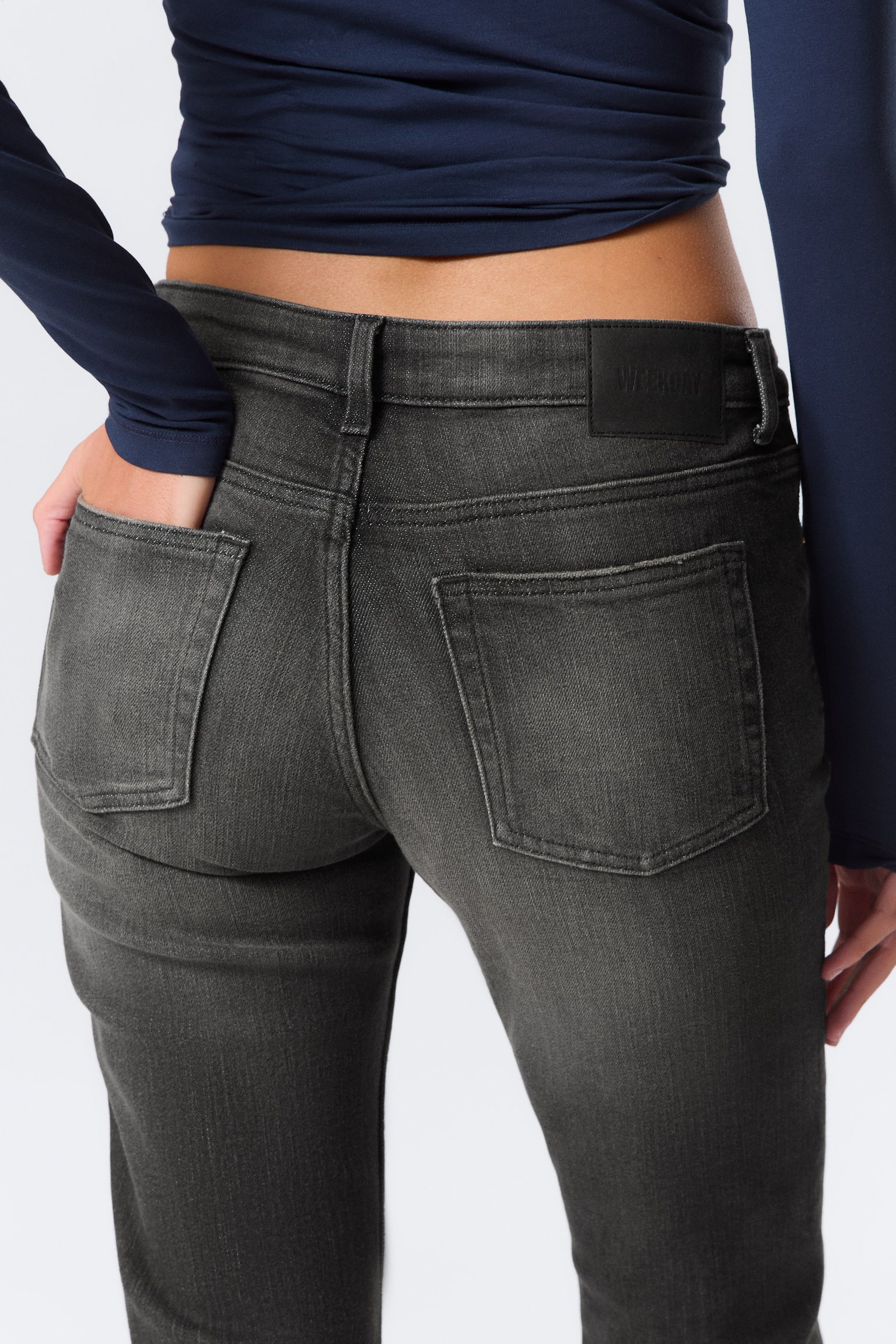 Katsumi Low Rise Slim Flared Leg Jeans - Phantom Black - Schwarz/Snow Blue - Hellblau/Lake Blue - Mittelblau/Desert Blue - Dunkelblau - 7