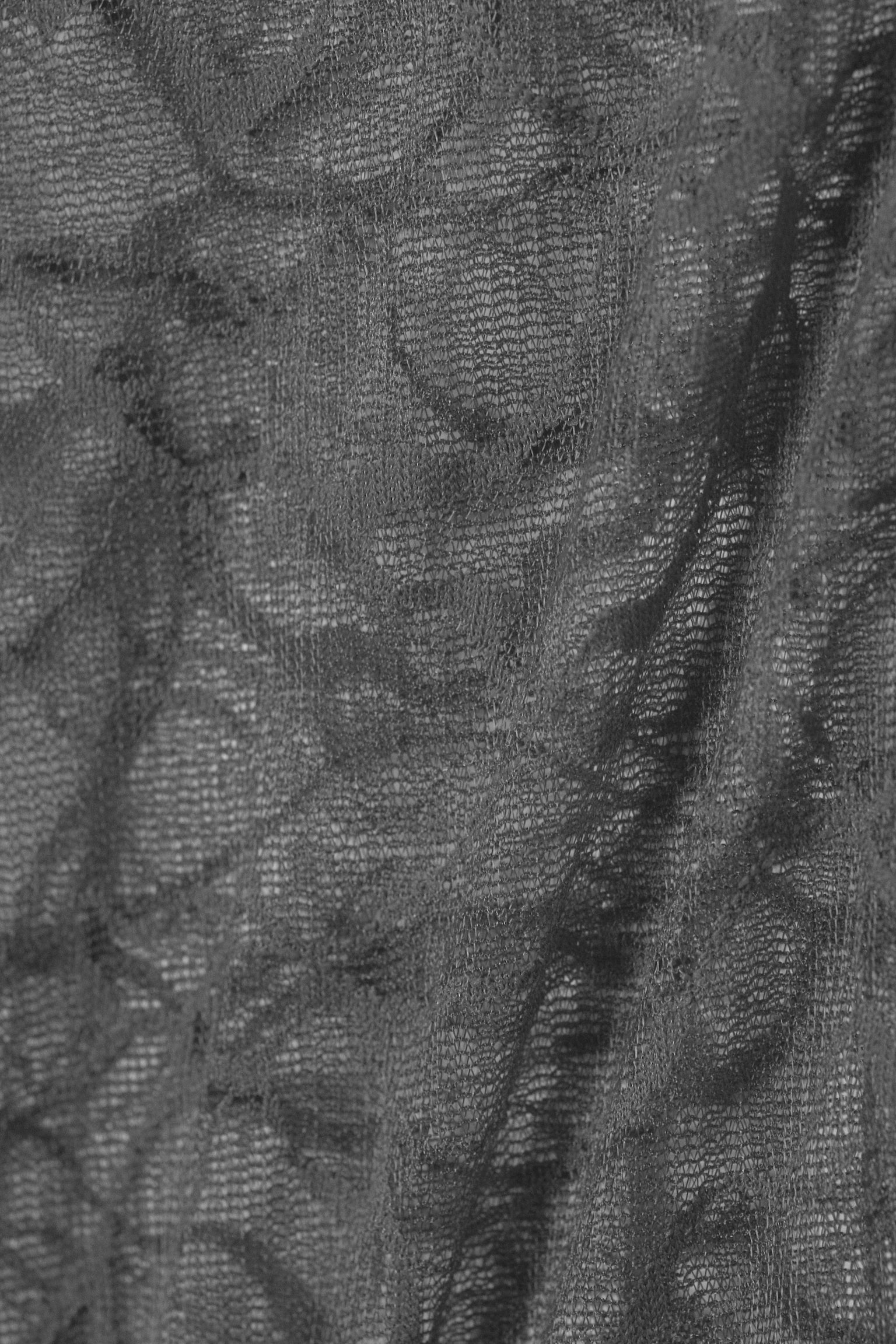 Neckholder-Top aus wirbeliger Spitze - Dunkelgrau/Beige - 6