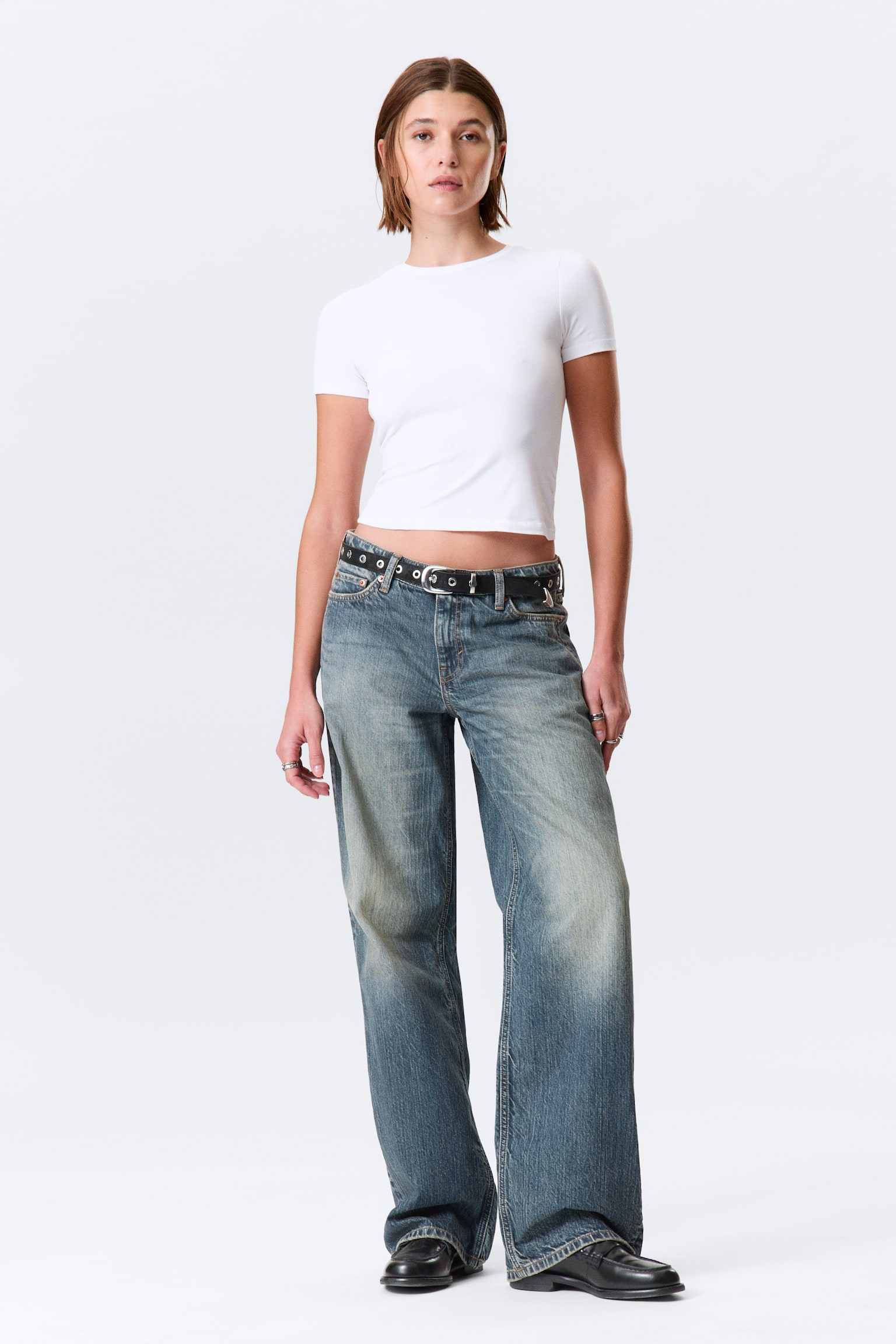 Slim Fitted T-shirt - White/Black - 6