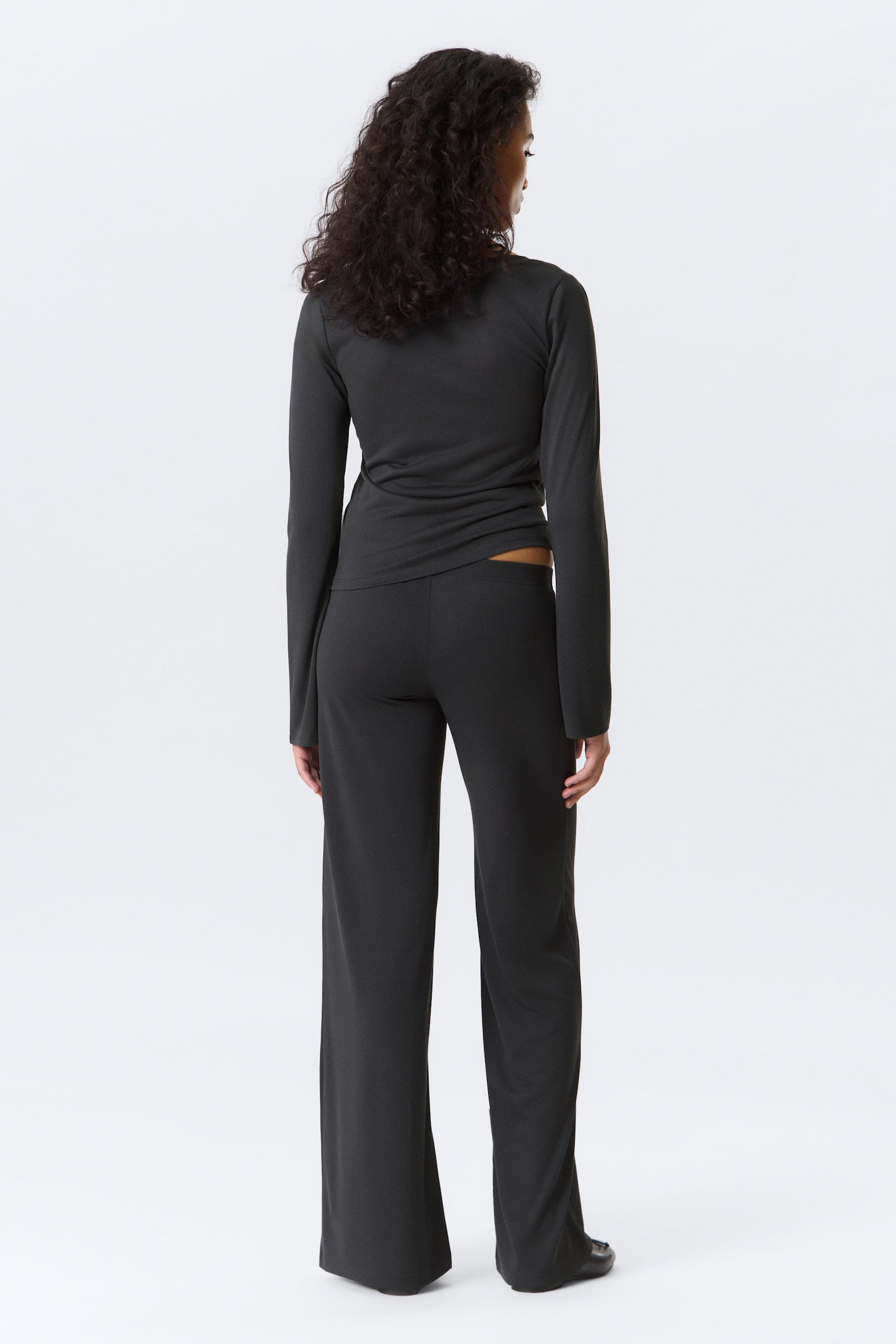 Weiche Hose mit weitem Bein und niedrigem Bund - Gewaschenes Schwarz/Graubraun verwaschen - 3