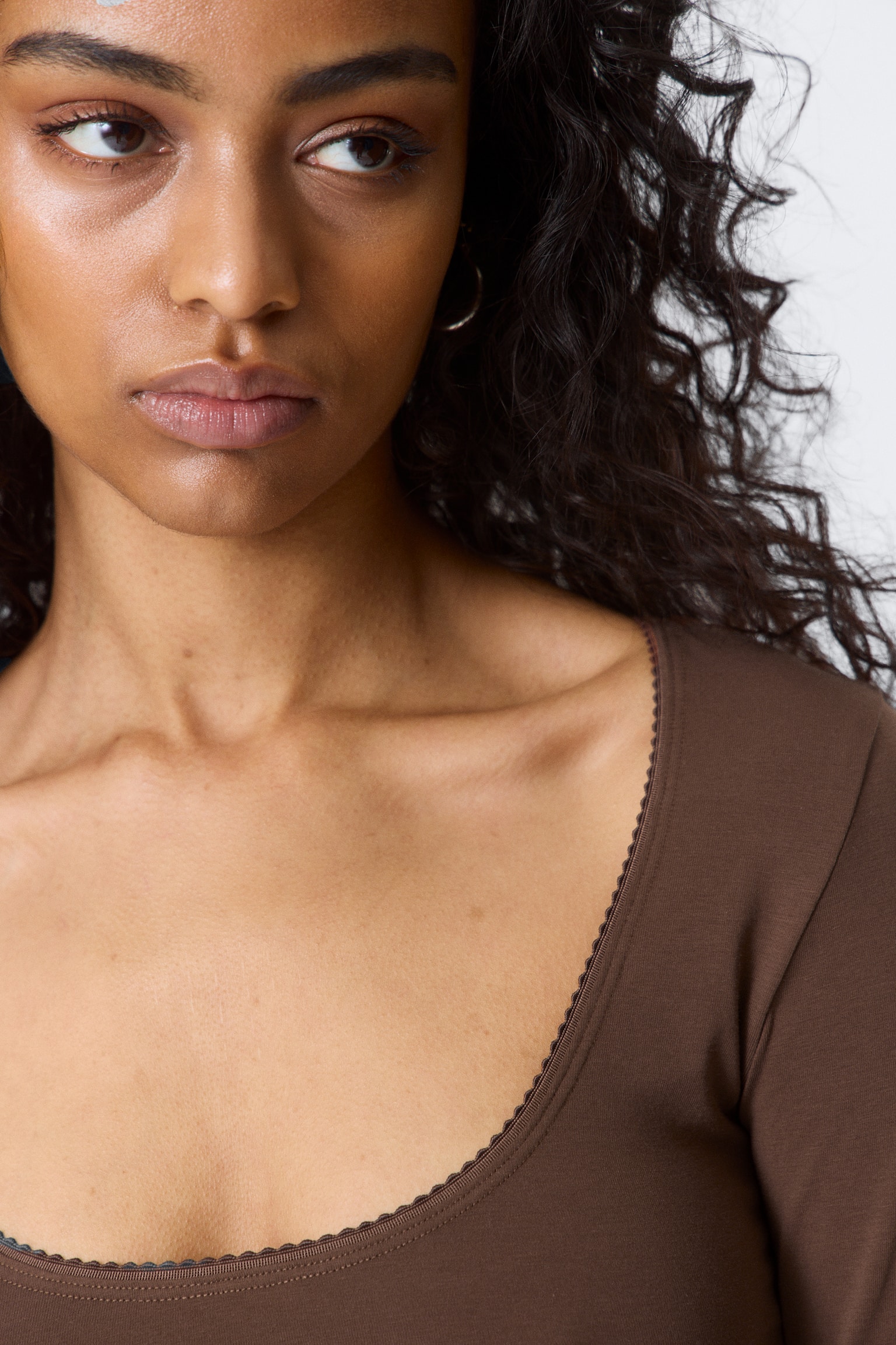 Figurbetontes Oberteil mit Dreiviertelärmeln - Dunkelbraun/Offwhite/Helllila/Grau meliert - 3