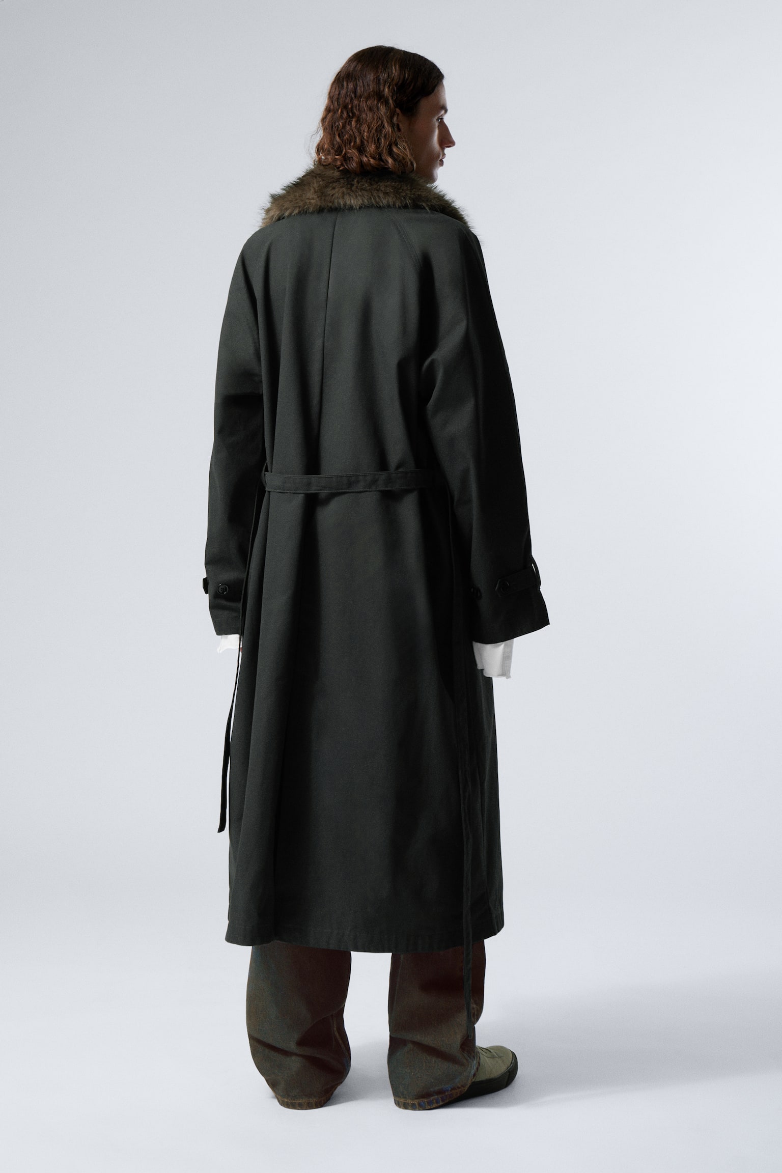 Oversized Faux Fur Collar Trench Coat - Dark Grey - 3