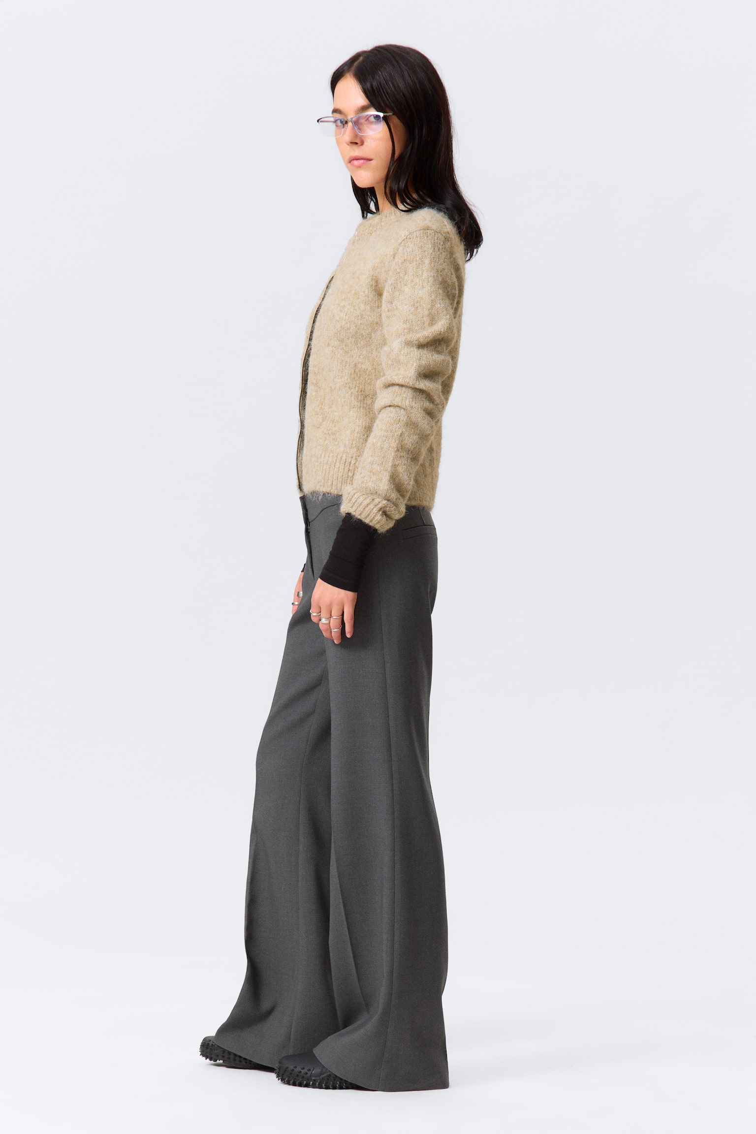 Ausgestellte Anzughose mit mittelhohem Bund - Dunkelgrau meliert/Schwarz - 3