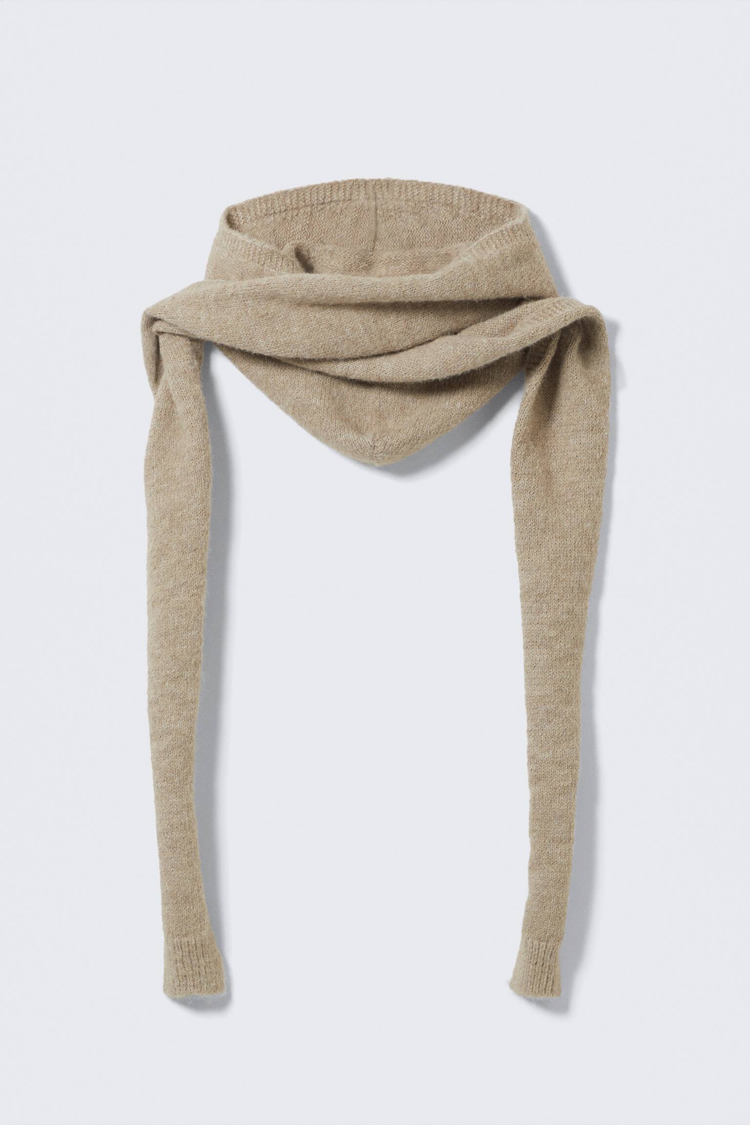 Gestrickter Kapuzenschal zum Binden - Beige/Schwarz/Dunkelgrau meliert