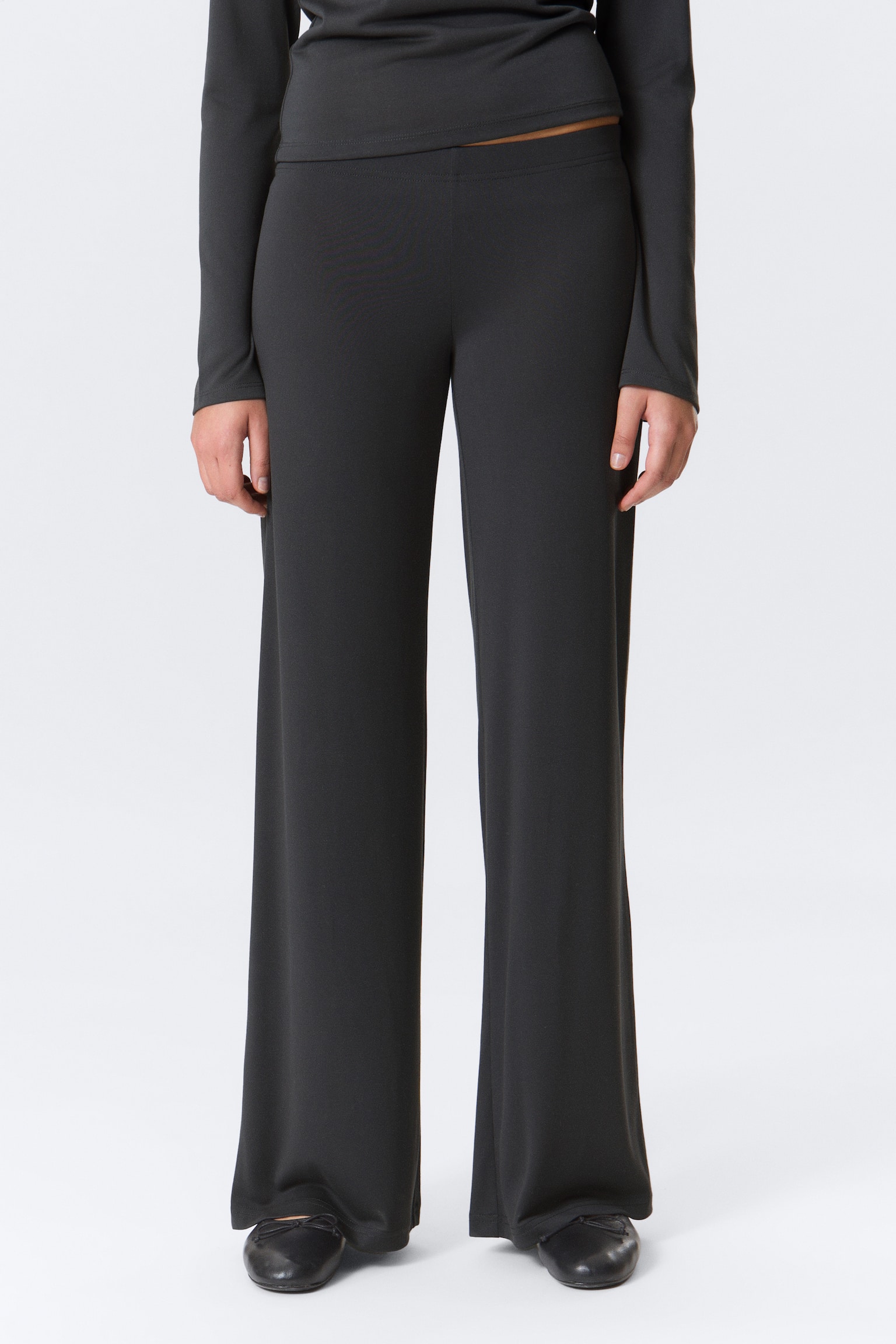 Weiche Hose mit weitem Bein und niedrigem Bund - Gewaschenes Schwarz/Graubraun verwaschen - 5