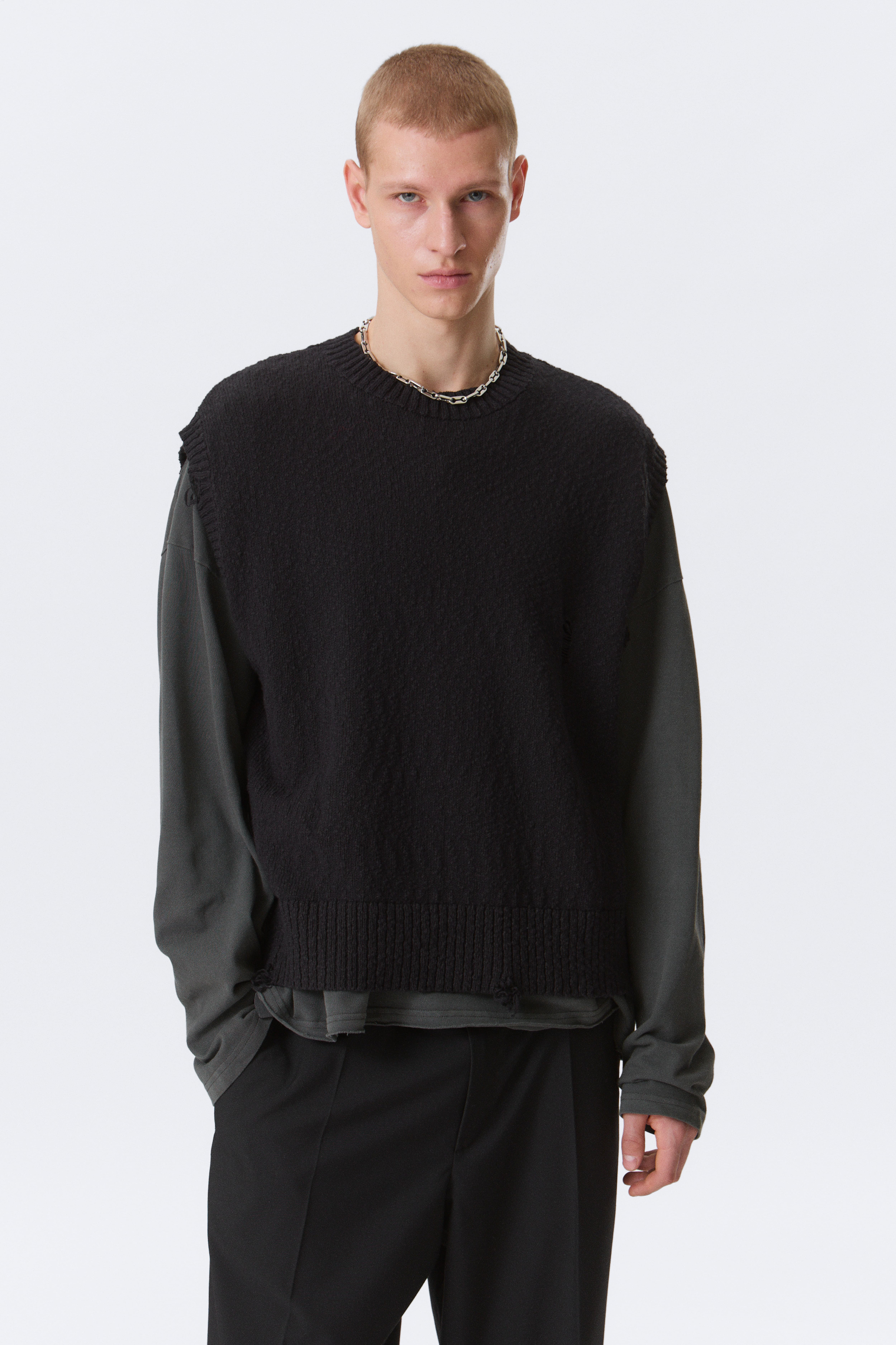 Χαλαρό Πλεκτό Γιλέκο με Φθαρμένο Στυλ - Μαύρο/Ριγέ Μπλε & Μπεζ