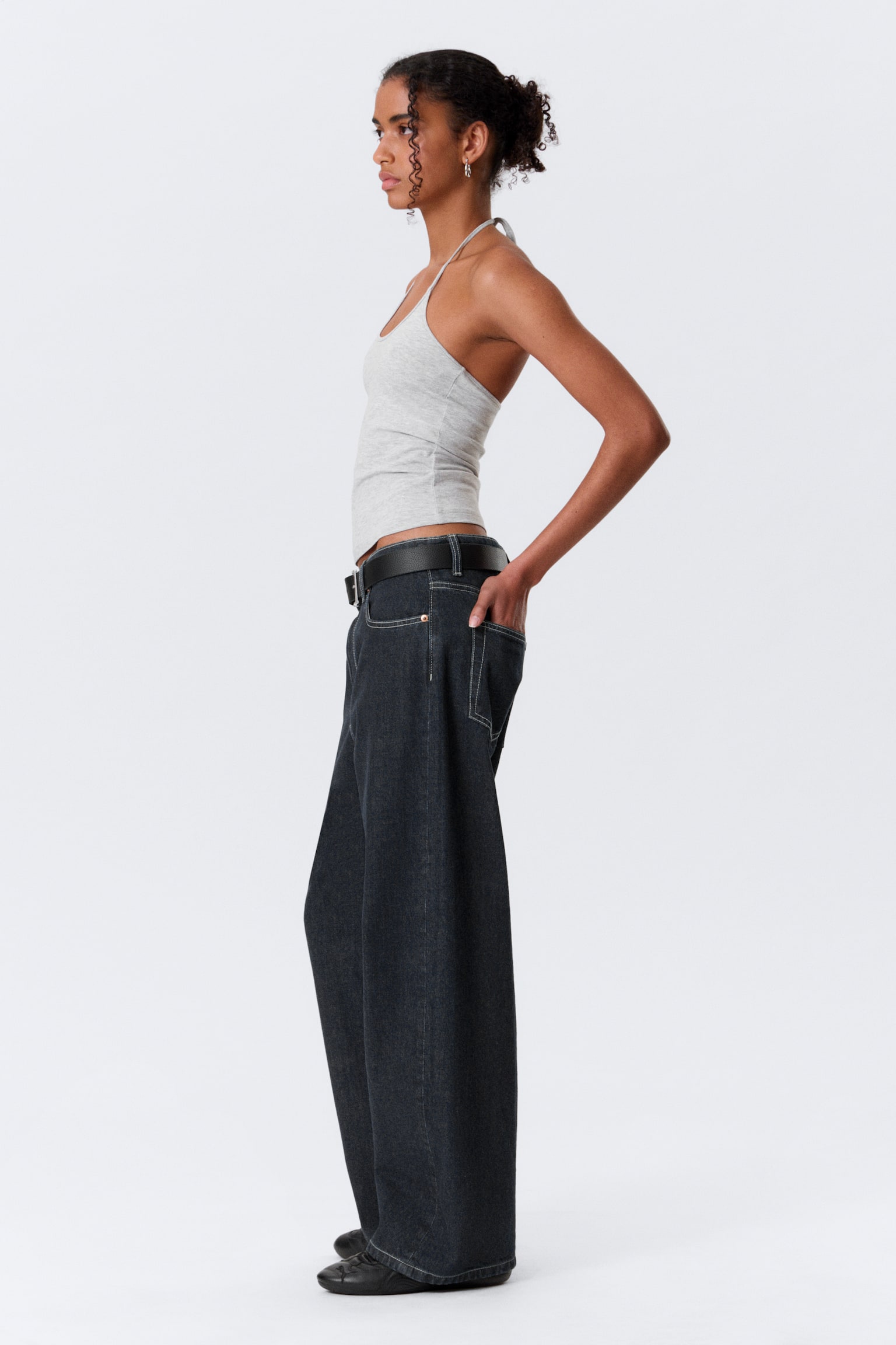 Missy Low Rise Loose Straight Leg Jeans - Blue Rinse – Donkerblauw/Tuned Black – Zwart/Dusky Black - Black/Pandora Blue - Dark Blue/Notus Blue - Light Blue/Blue Hymn - Medium Blue/Mountain Blue - Medium Blue - 4