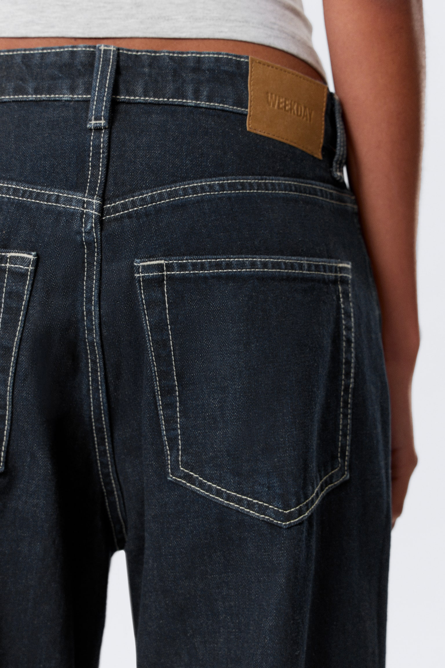 Missy Low Rise Loose Straight Leg Jeans - Blue Rinse – Donkerblauw/Tuned Black – Zwart/Dusky Black - Black/Pandora Blue - Dark Blue/Notus Blue - Light Blue/Blue Hymn - Medium Blue/Mountain Blue - Medium Blue - 3