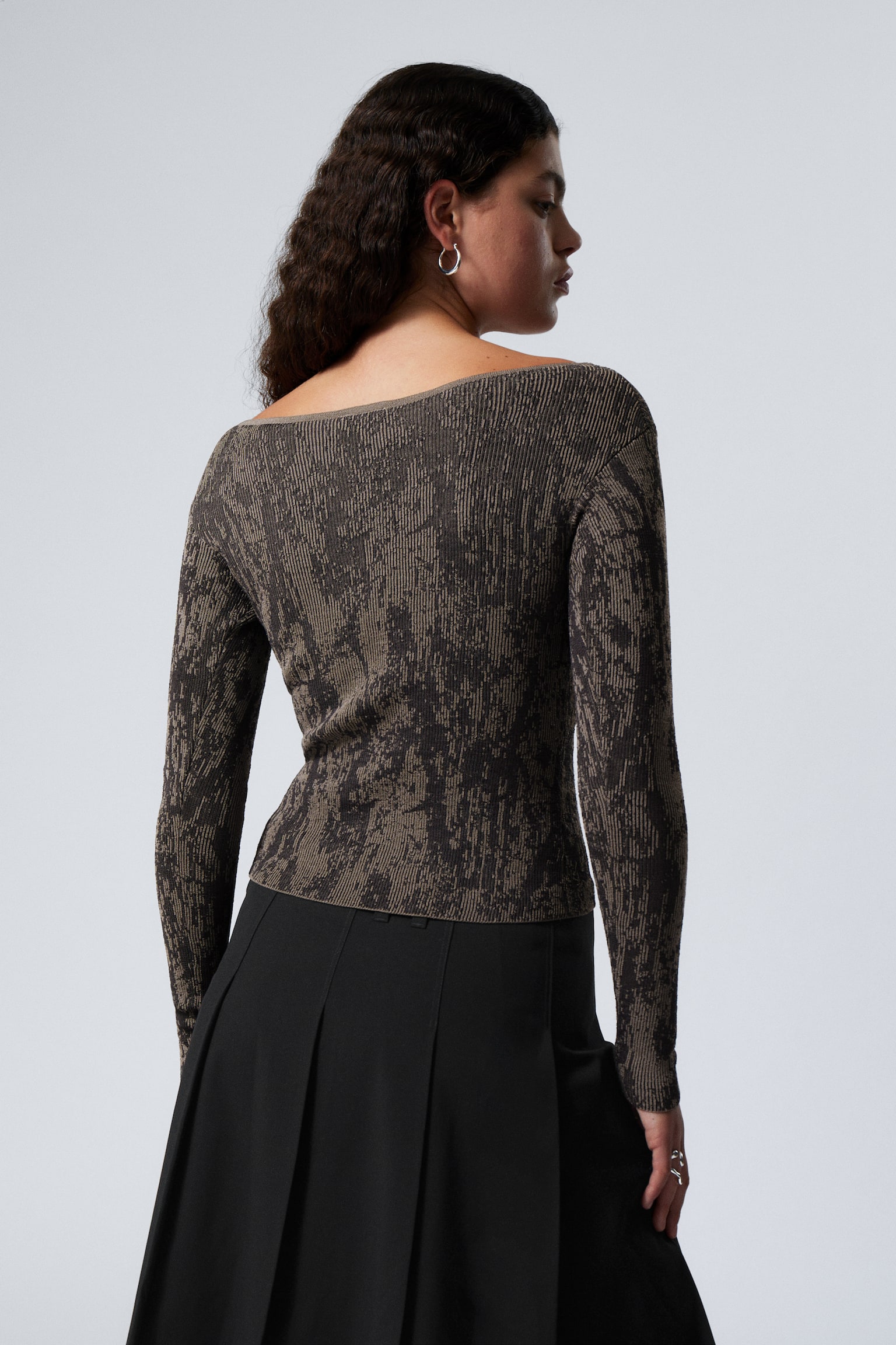 Tight Jacquard Knit Cardigan - Black Patterned/Dark Blue - 4