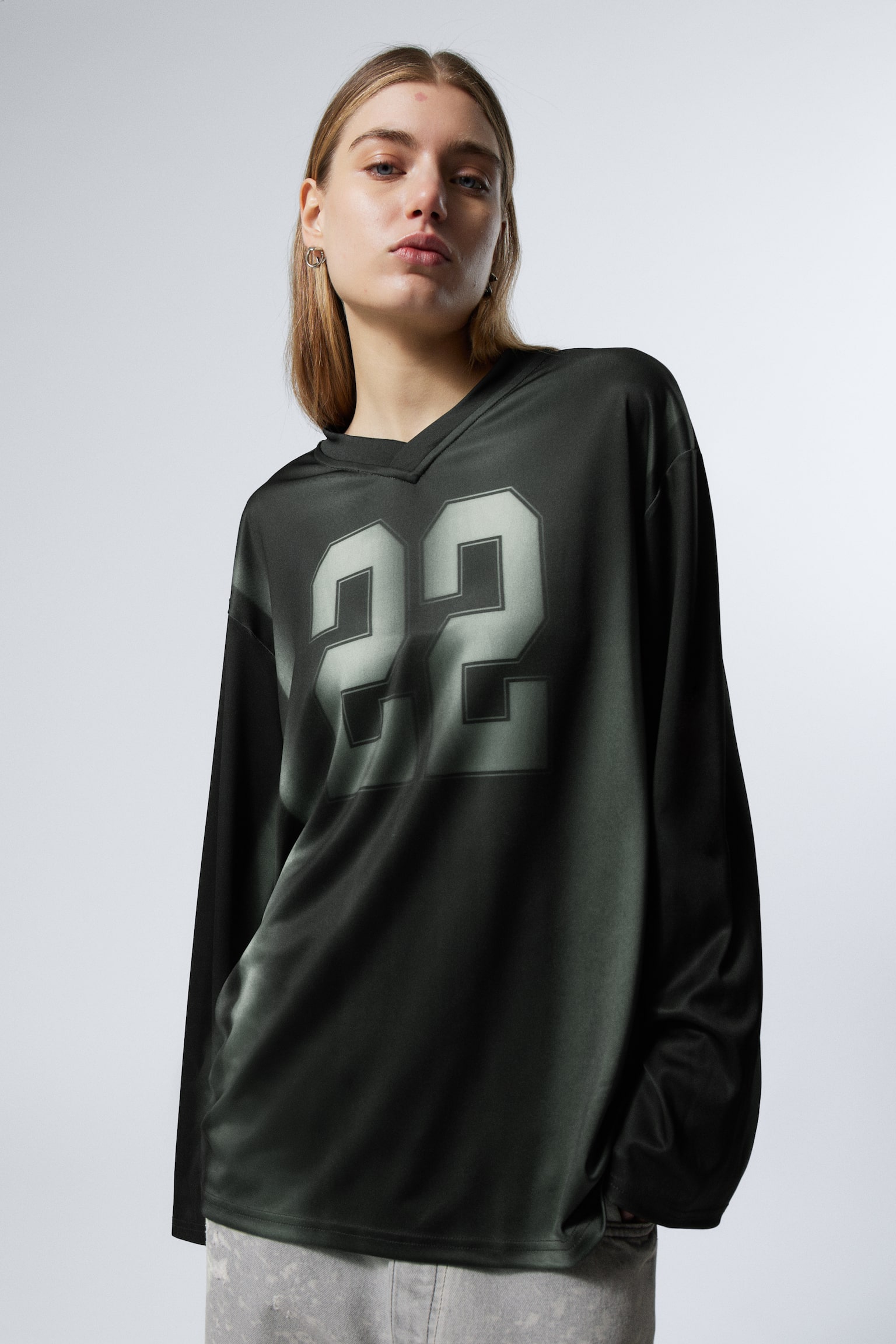 Long-Sleeved Oversized Sports T-shirt - Black/Grey 22