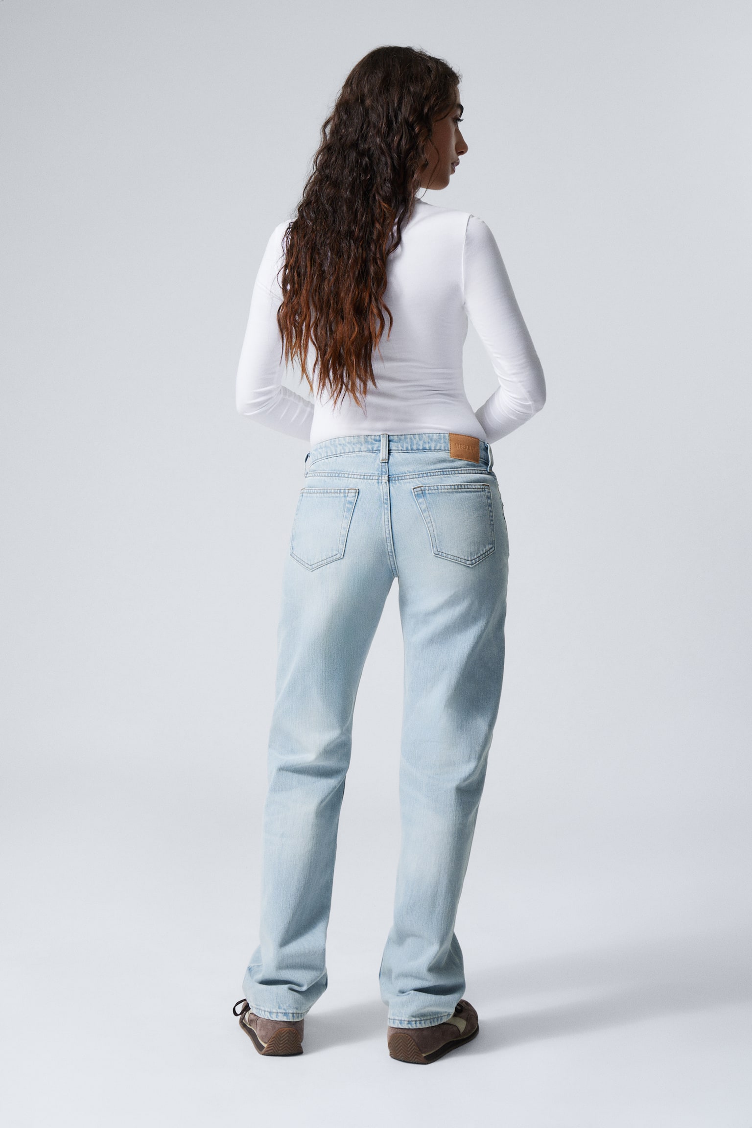 Arrow Low Rise Regular Straight Leg Jeans - Aeon Blue - Light Blue/Mine Grey - Medium Grey/Tuned Black - Black/Mine Blue - Medium Blue/Clay Grey - Grey/Jackpot Blue - Medium Blue/Misty Grey - Light Grey/Marsh Blue - Dark Blue/Seventeen Blue - Medium Blue - 6