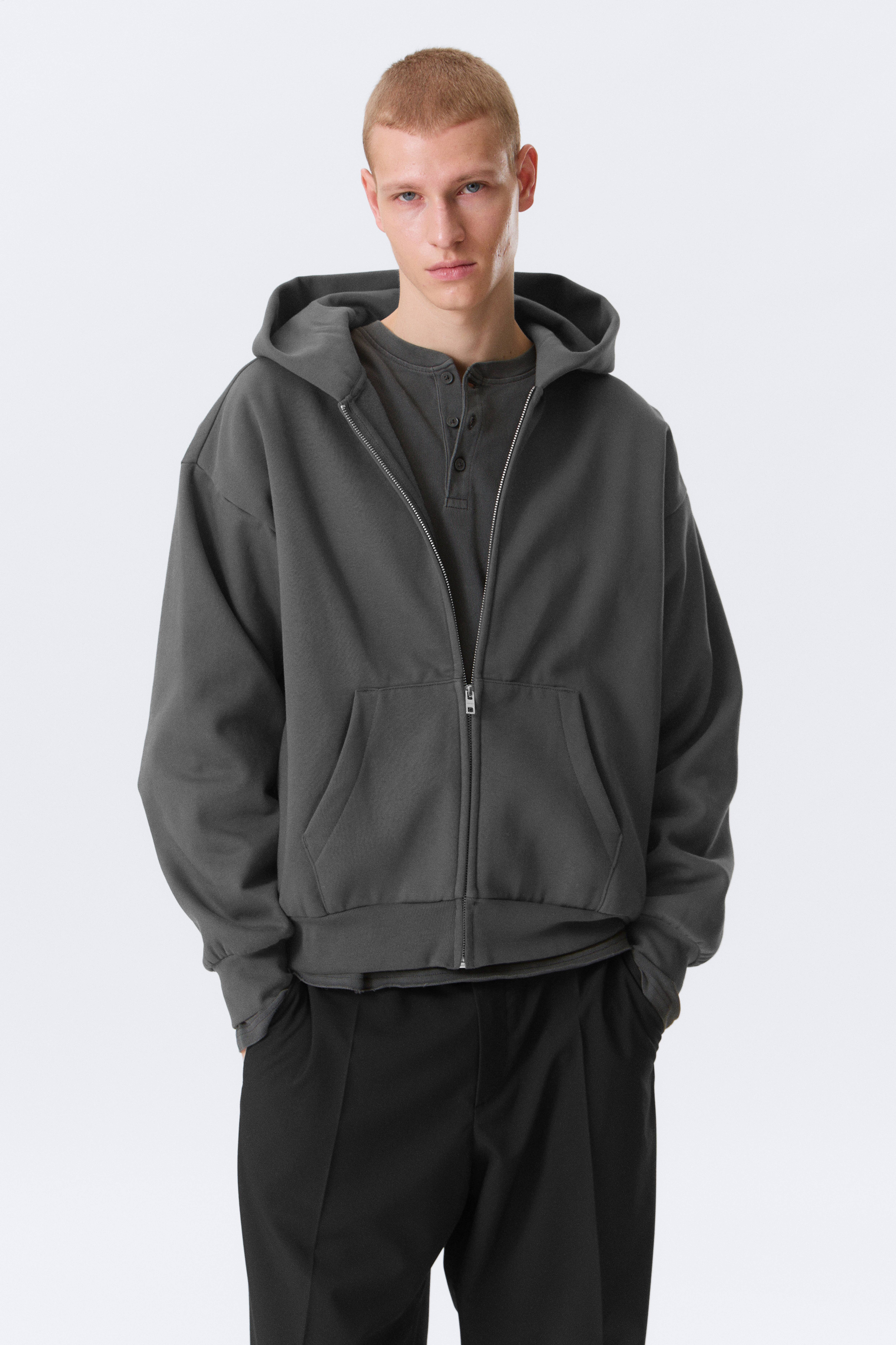 Felpa con cappuccio e zip - Grigio scuro/Marrone scuro/Grigio mélange/Nero/Blu lavato