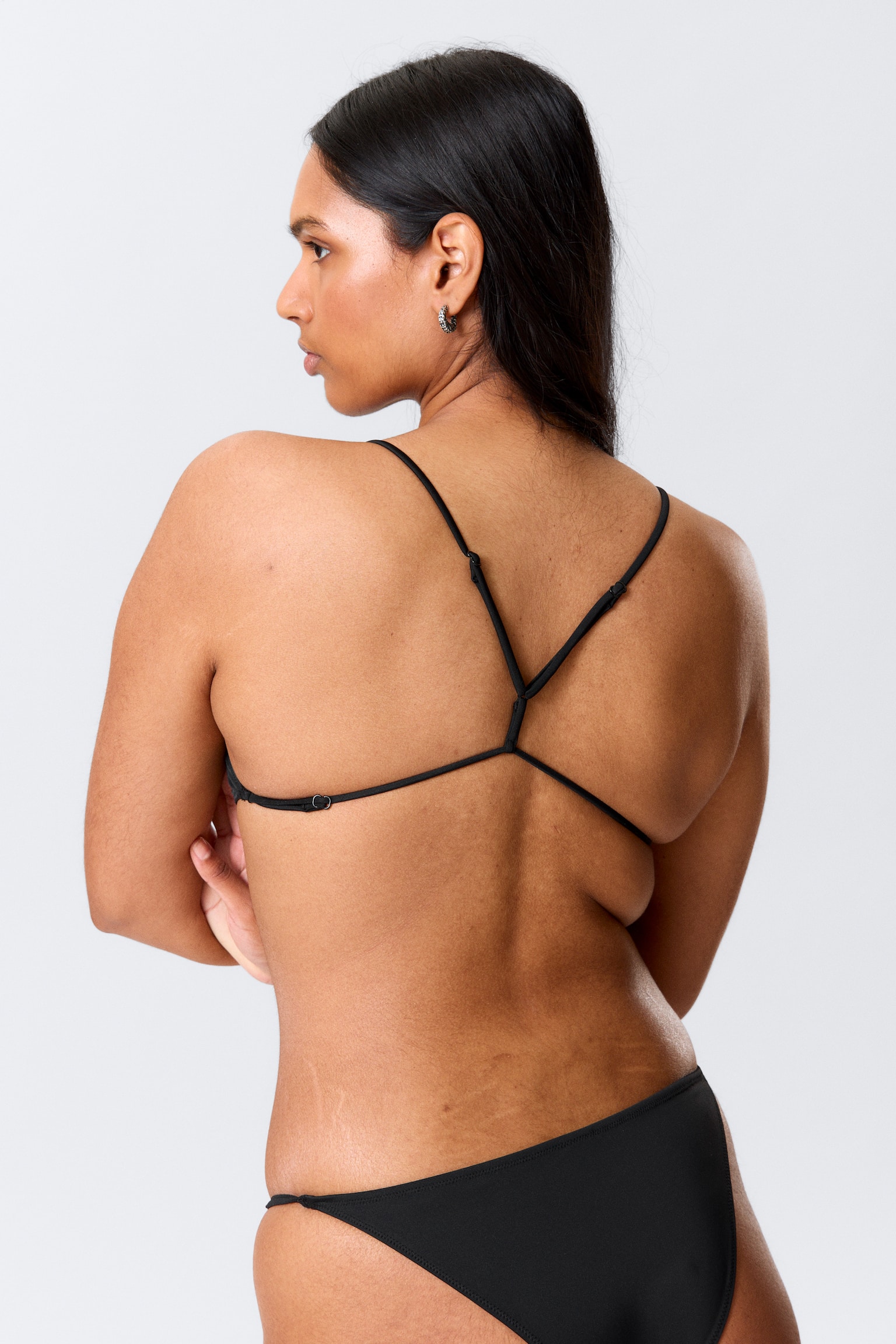 Racerback triangel-bikinitopp - Svart/Mörkblå skimrande - 3