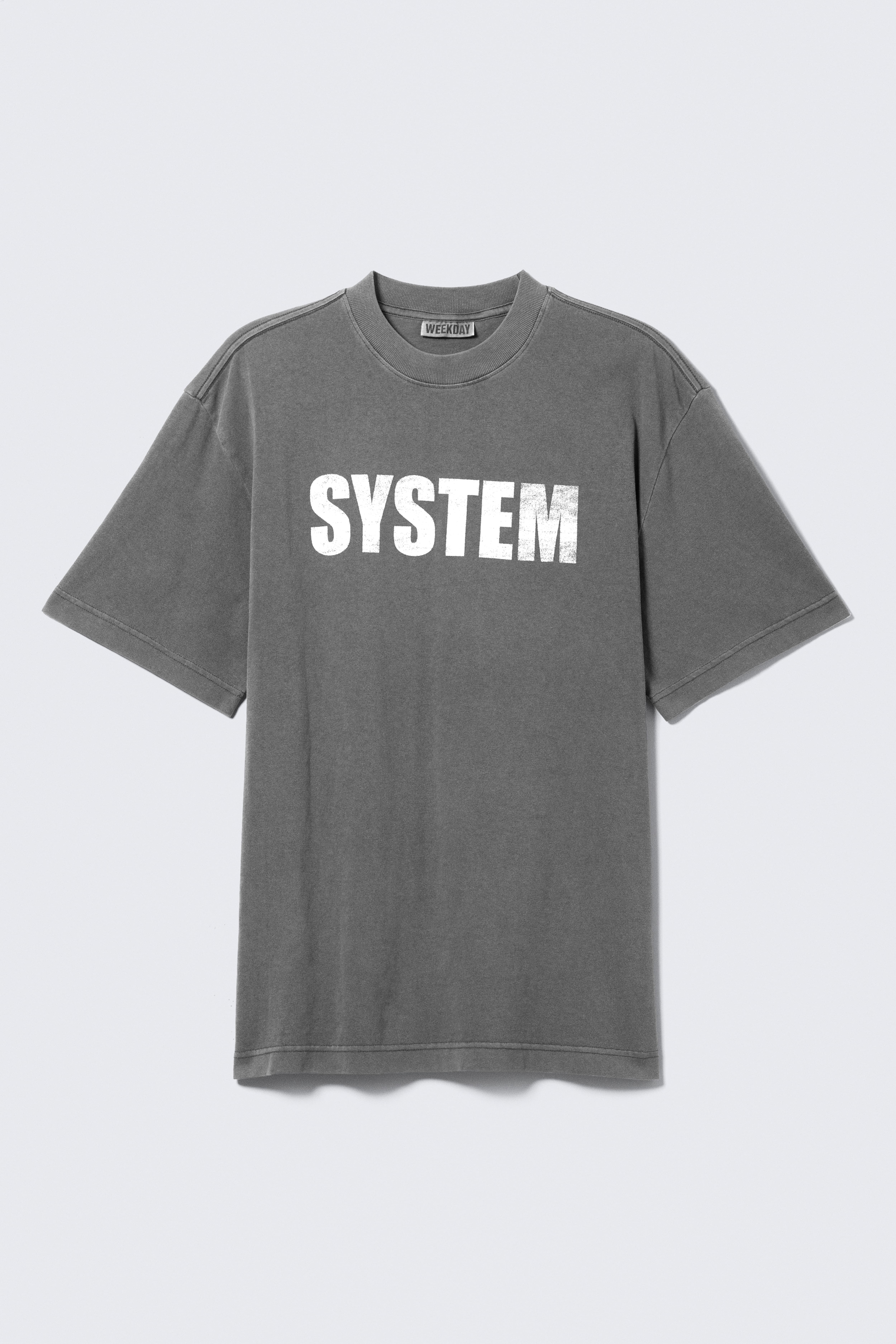 Entspanntes T-Shirt mit Grafikdruck - Gewaschenes Schwarz - SYSTEM/Schwarz - "Team Building"/Schwarz - Cosmic Eagle/Schwarz - Dragon Gate/Dunkelbraun - "Drea8m"/Schwarz - "Thunder Tour"