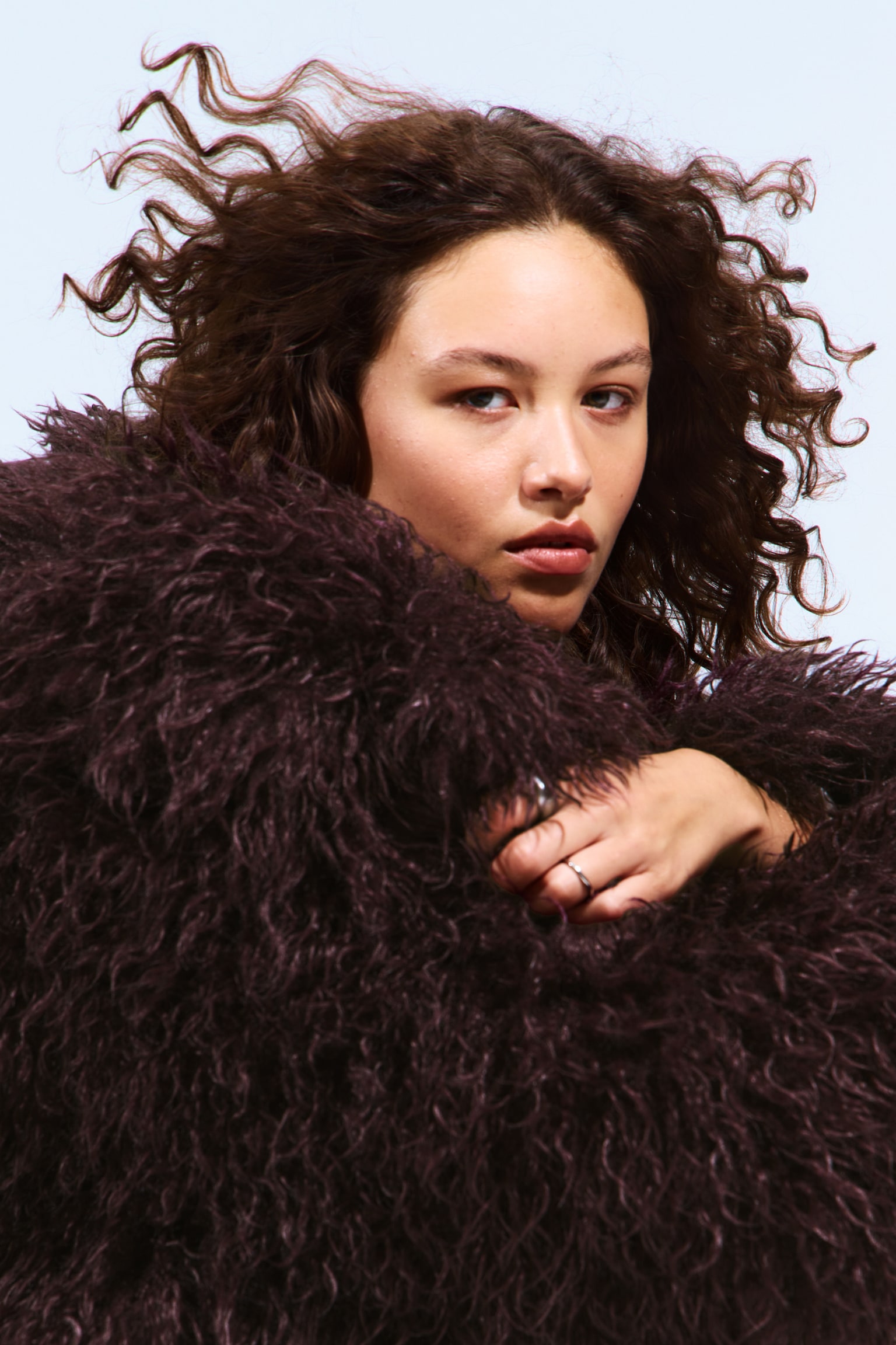 Jacke aus Kunstpelz - Burgunderrot/Dunkelbraun/Beige-braunes Leopardenmuster - 7