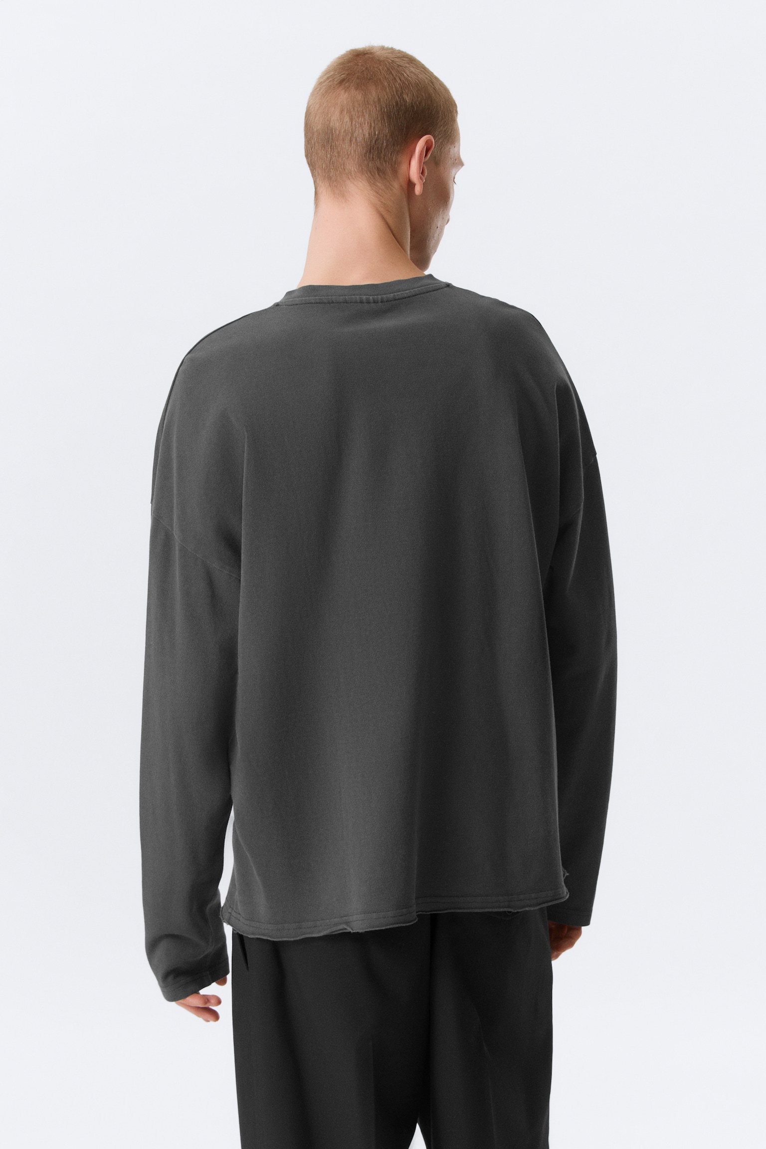 Locker geschnittenes Langarm-Henleyshirt - Dunkelgrau - 4